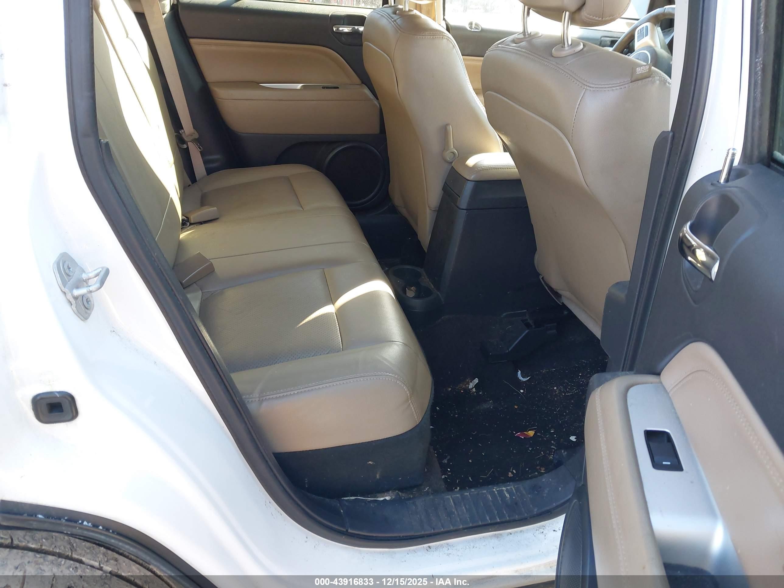 JEEP COMPASS image 8