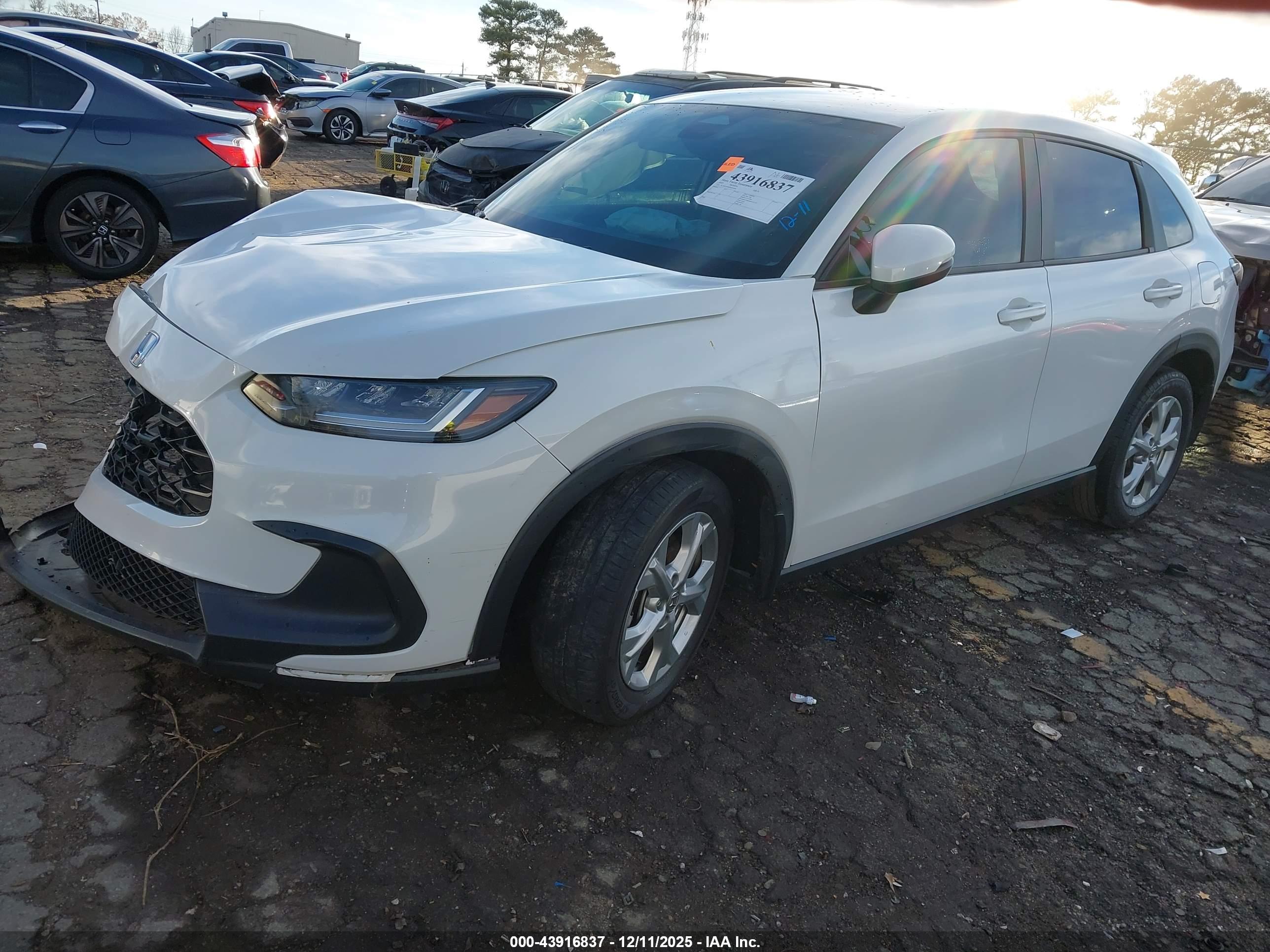 HONDA HR-V image 2