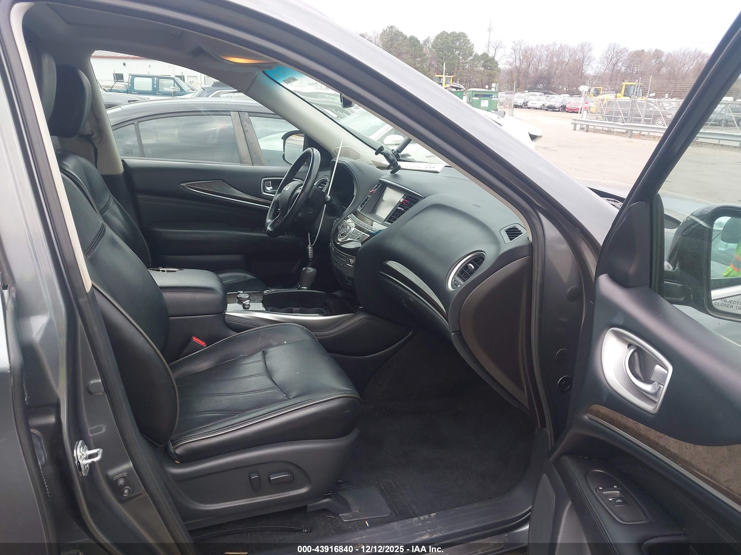 INFINITI QX60 image 5