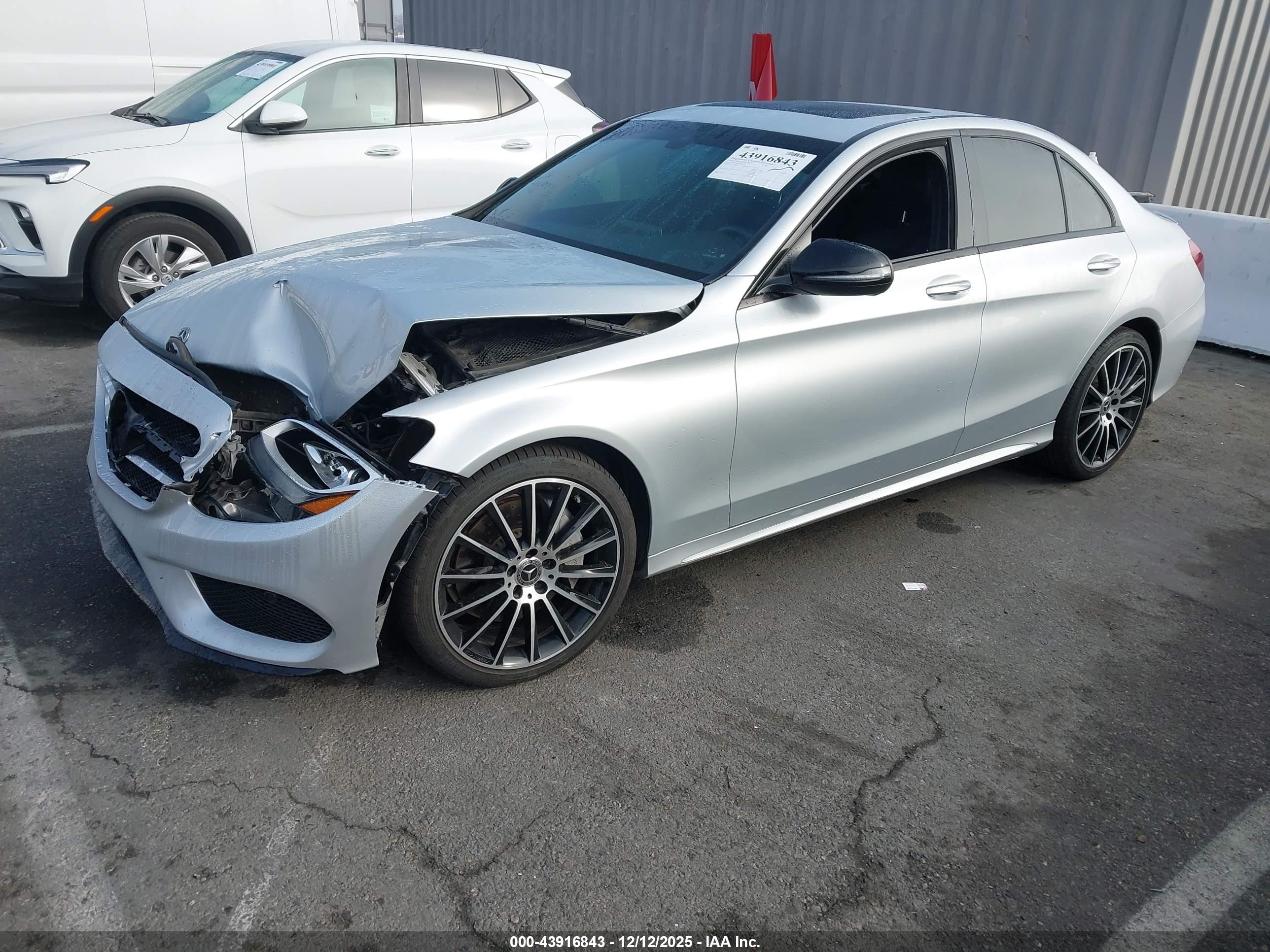 MERCEDES-BENZ C image 2