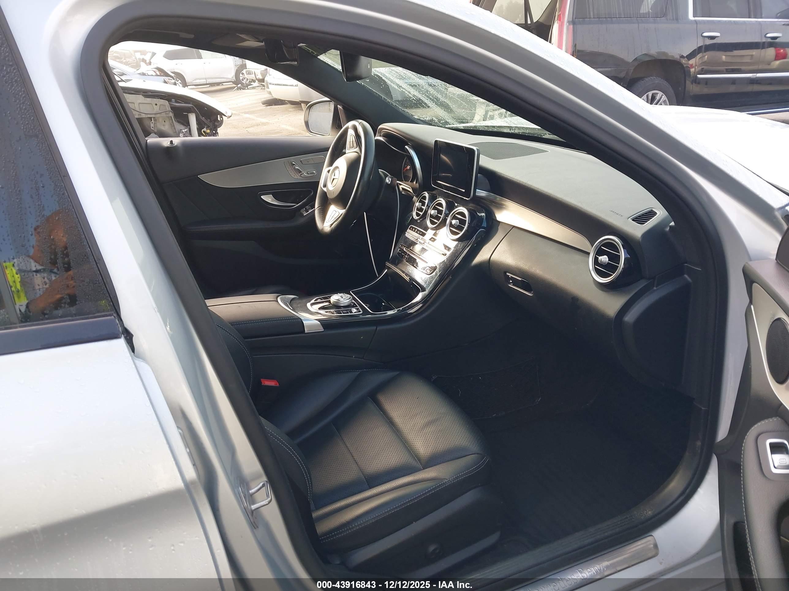 MERCEDES-BENZ C image 5