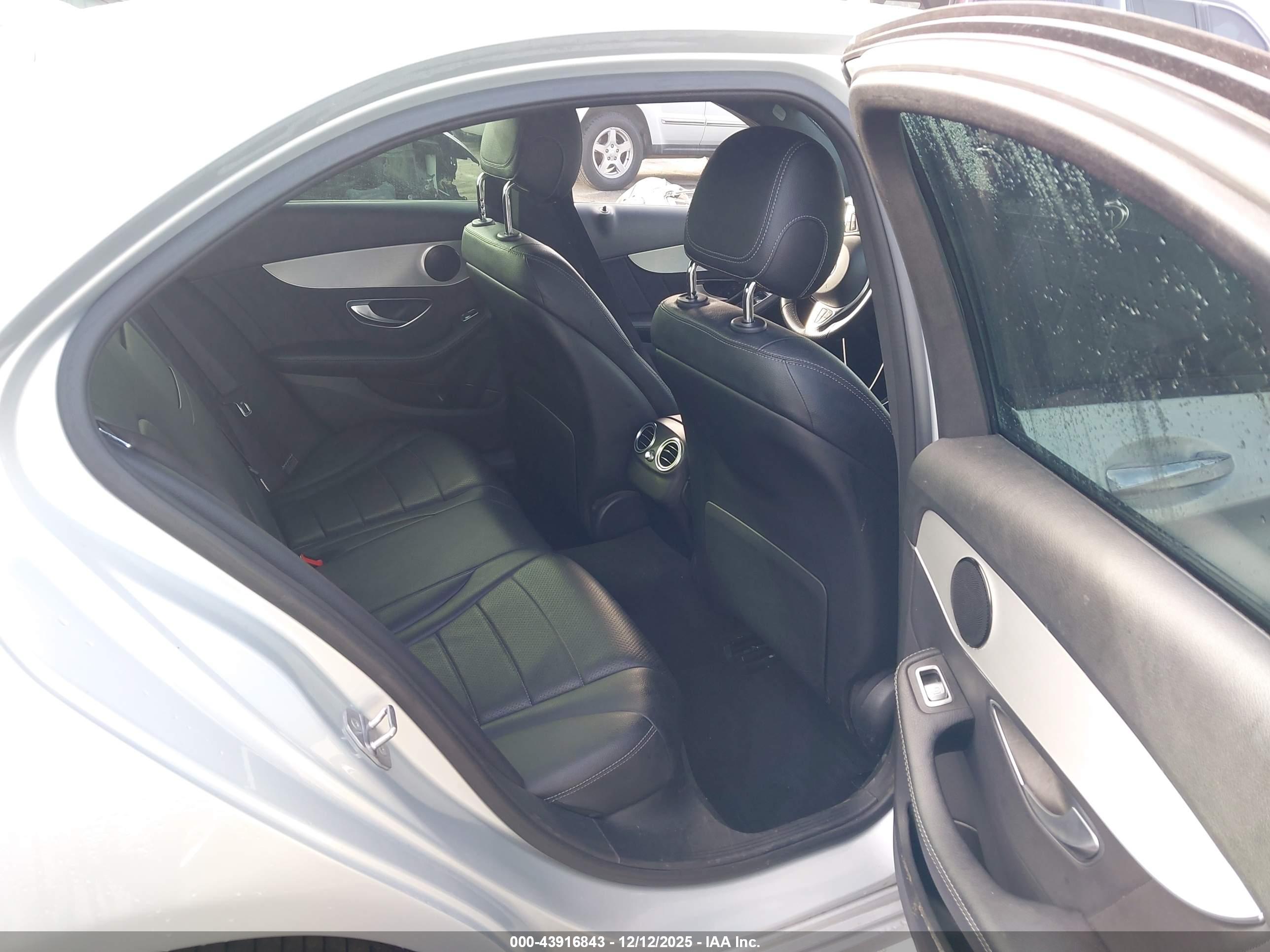 MERCEDES-BENZ C image 8