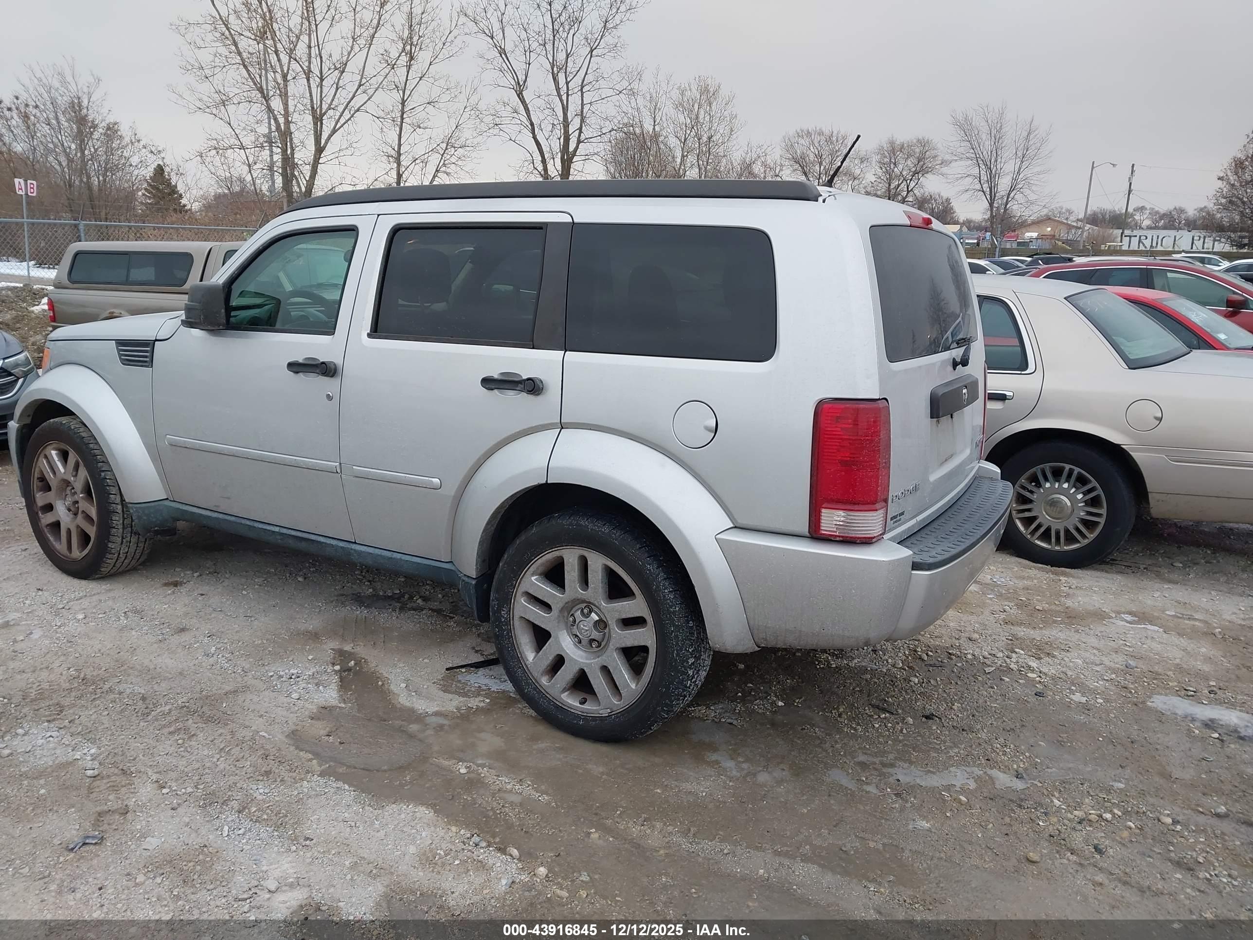 DODGE NITRO image 3