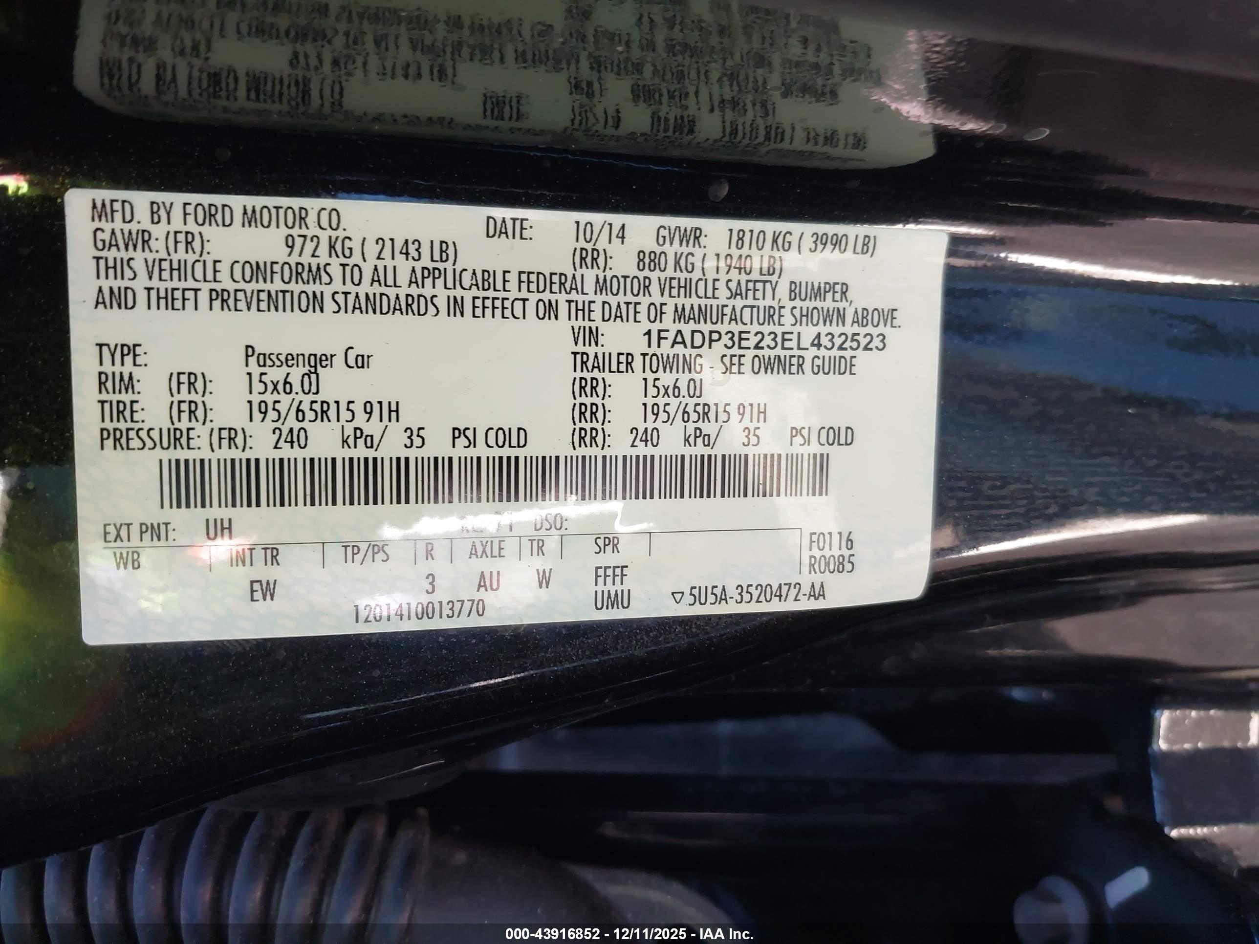 FORD FOCUS image 9