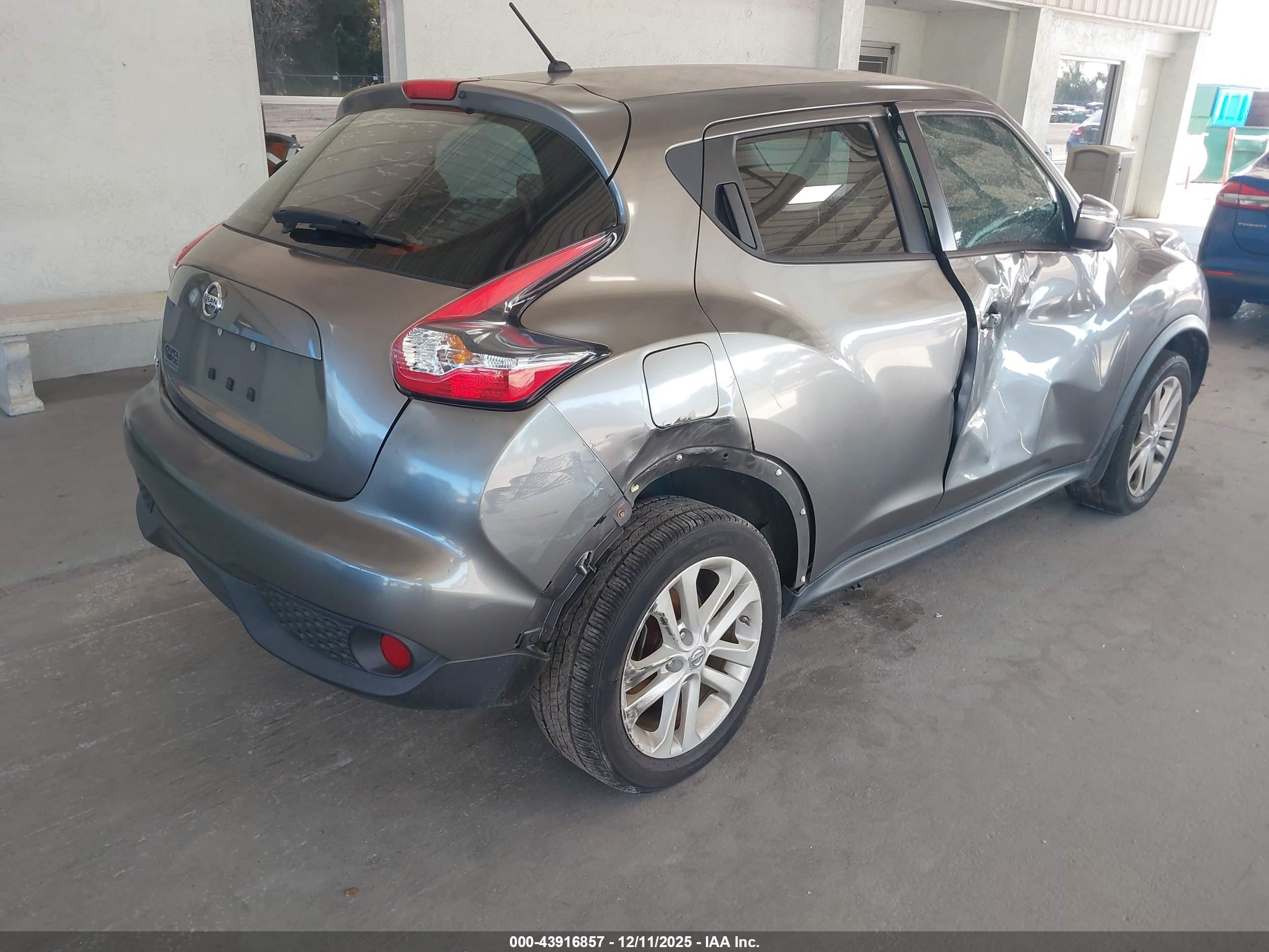 NISSAN JUKE image 4