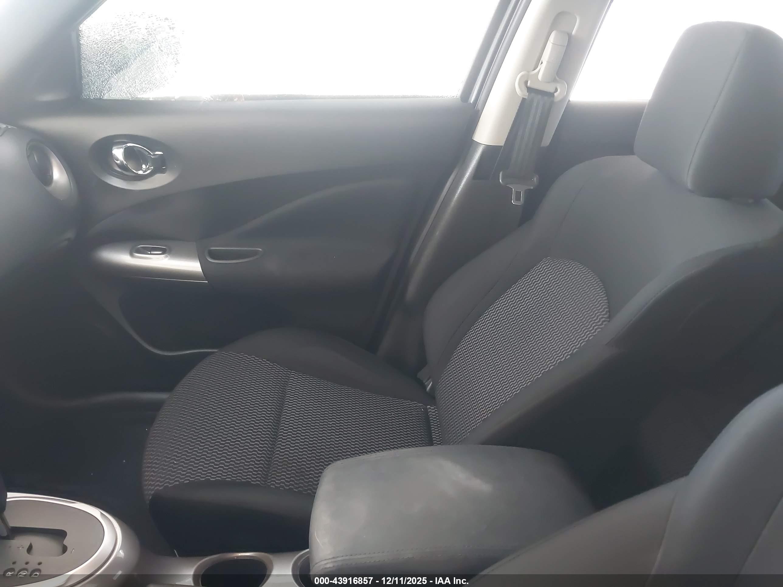 NISSAN JUKE image 5
