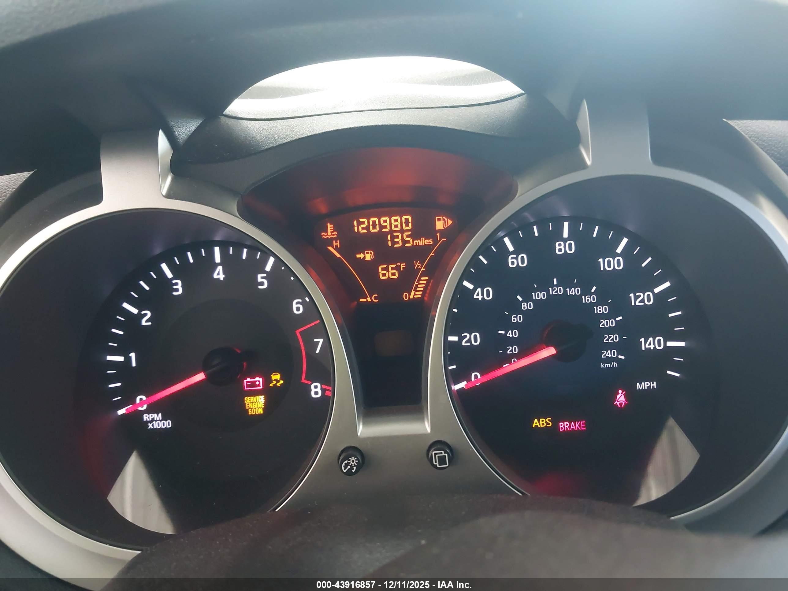 NISSAN JUKE image 7