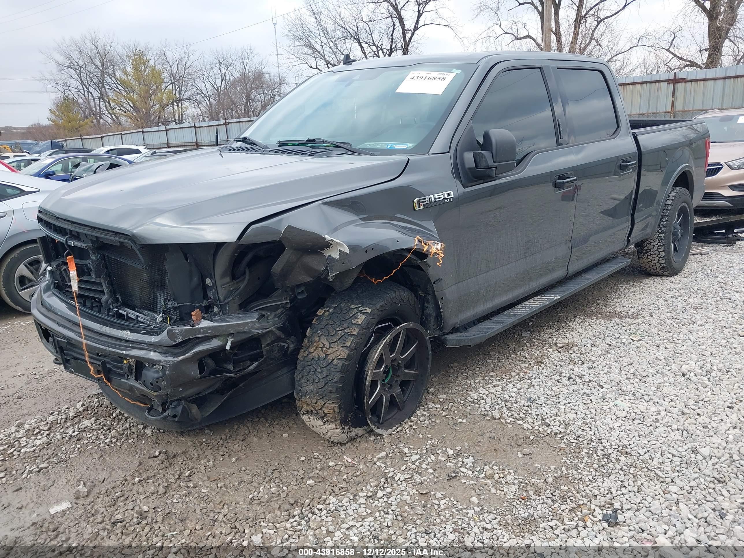 FORD F-150 image 2