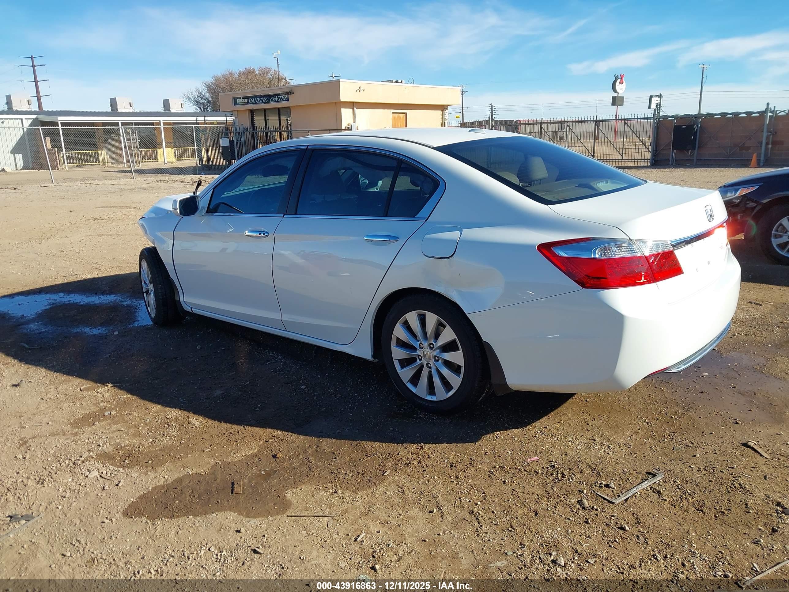 HONDA ACCORD image 3
