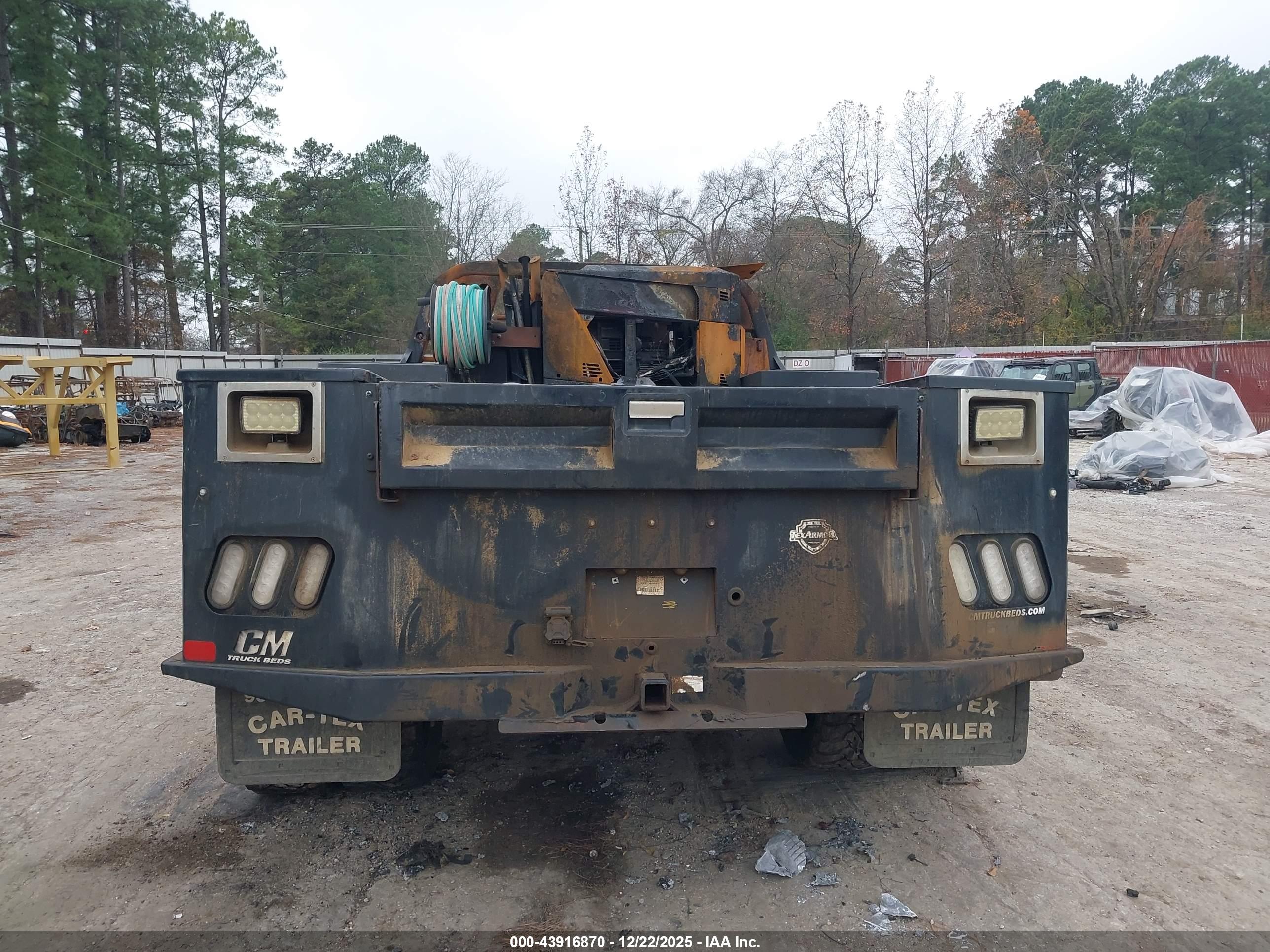 FORD F-350 image 8