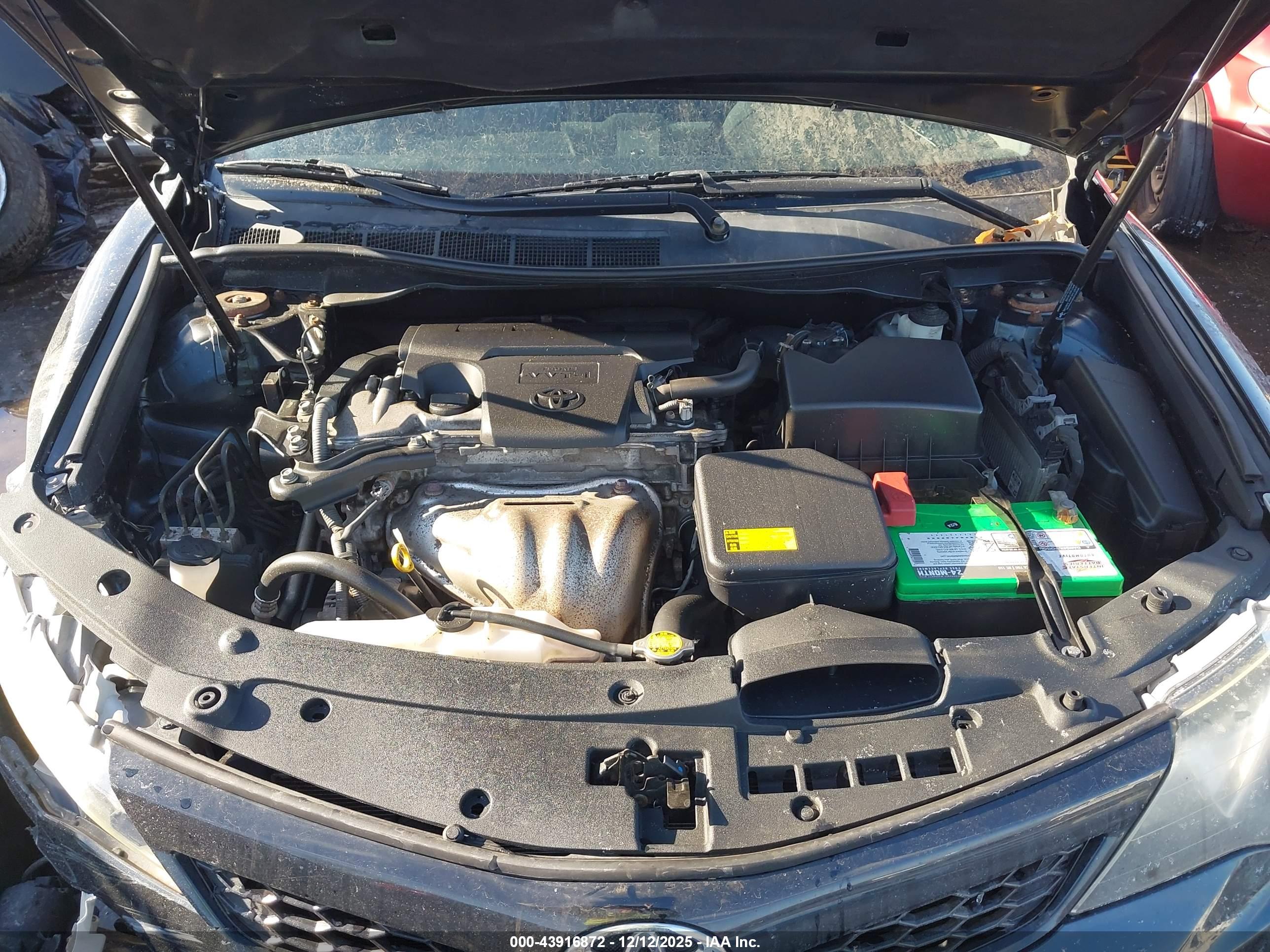 TOYOTA CAMRY image 10