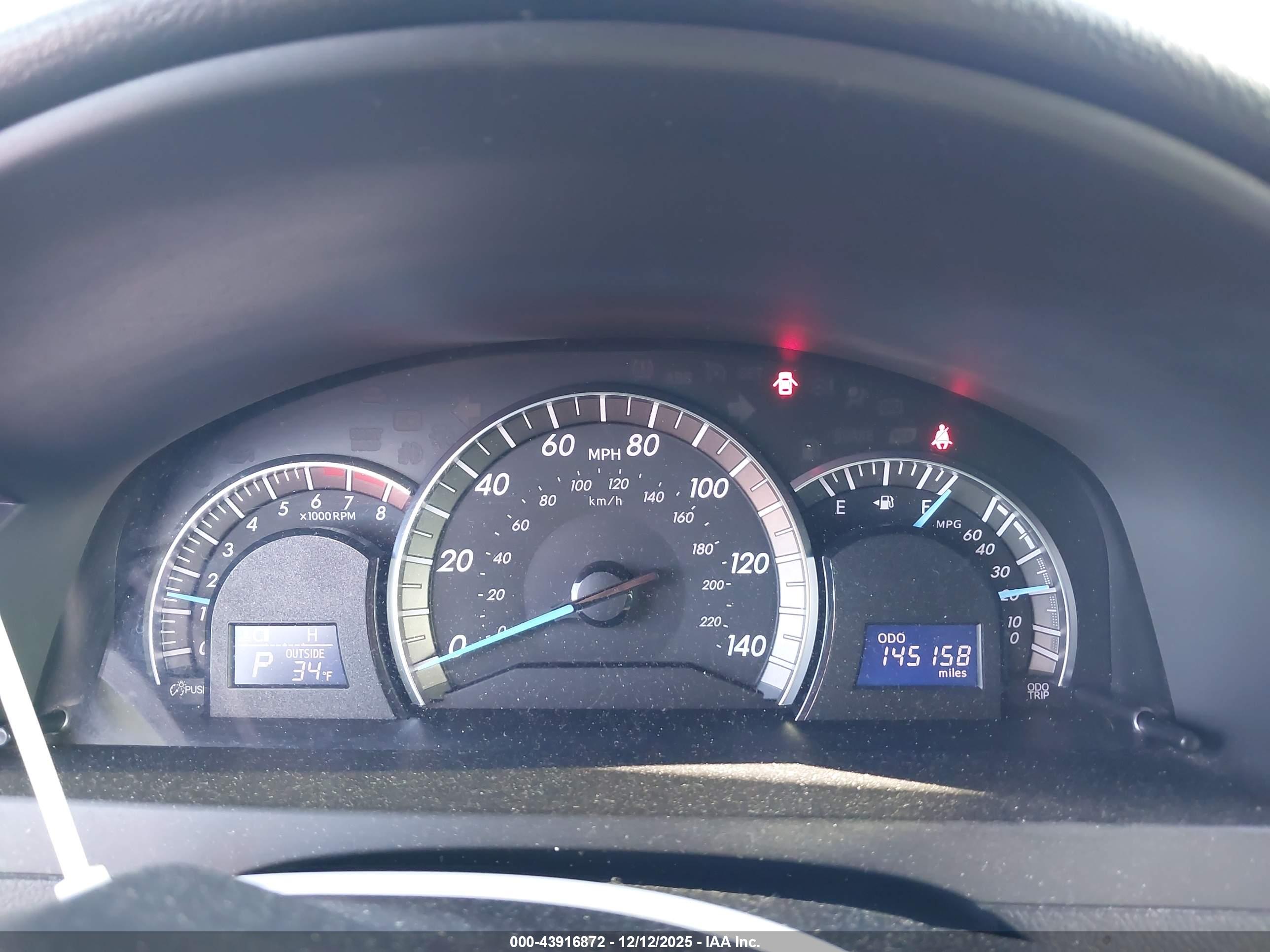 TOYOTA CAMRY image 7