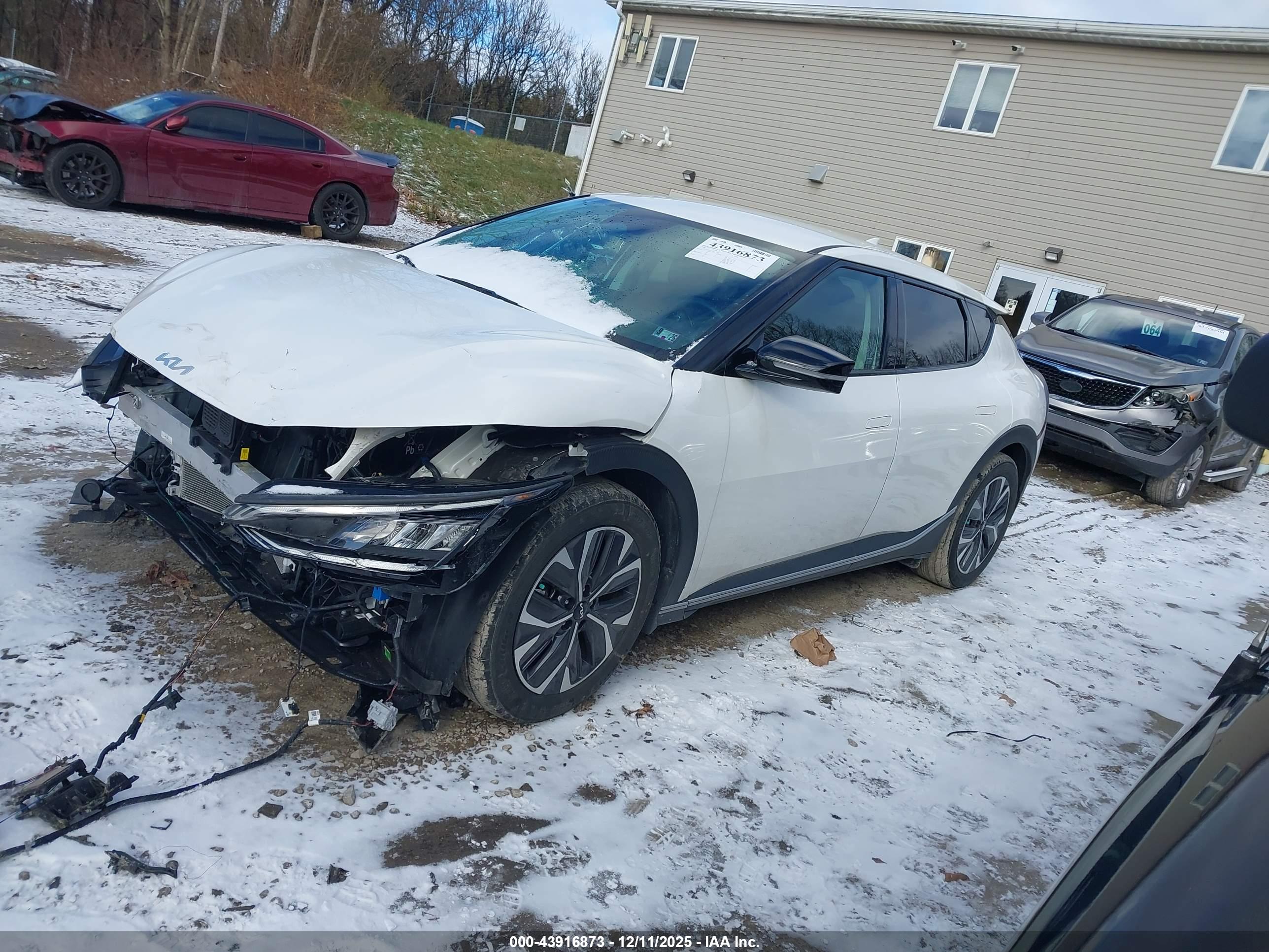 KIA EV6 image 2