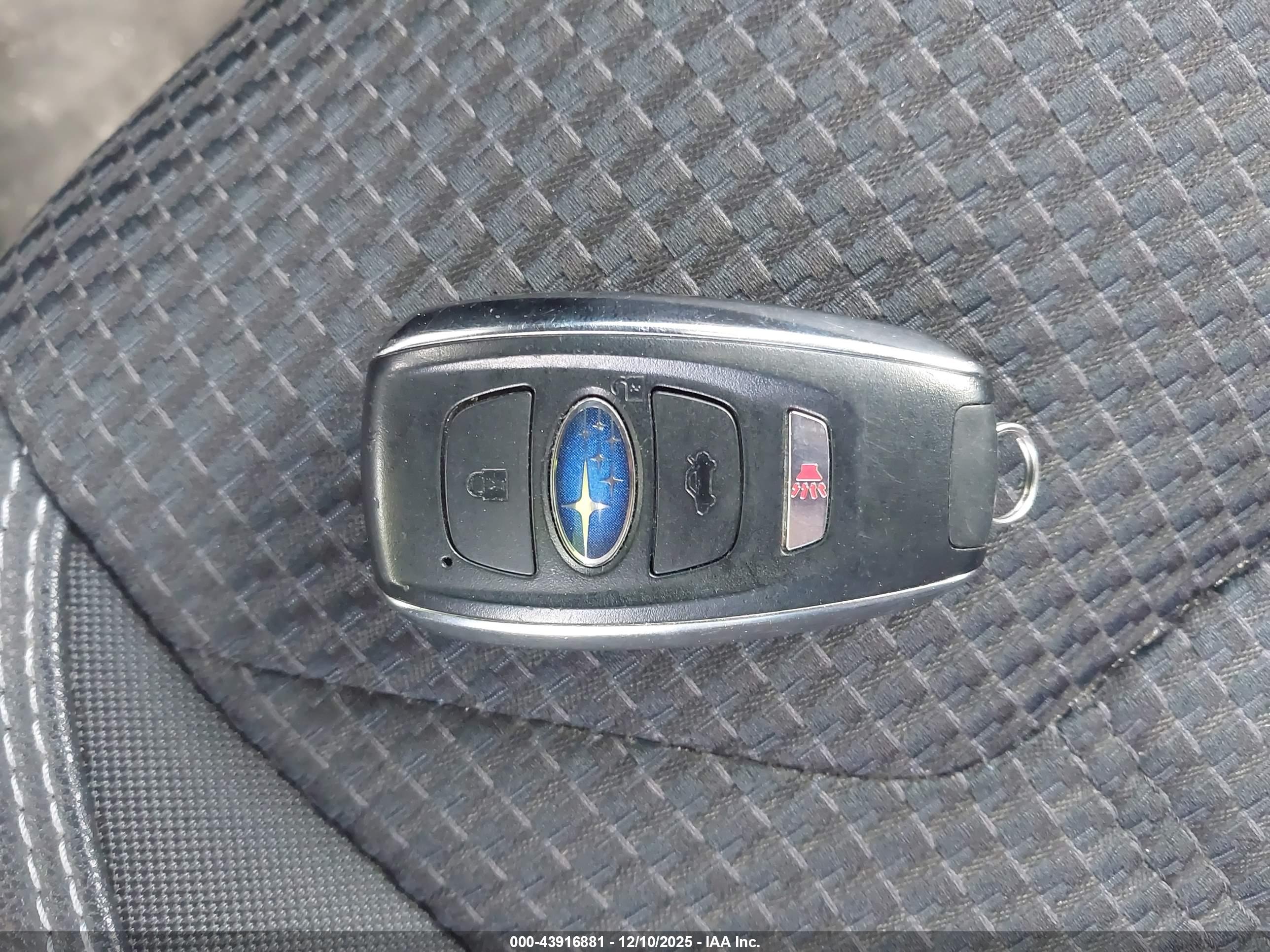 SUBARU FORESTER image 11