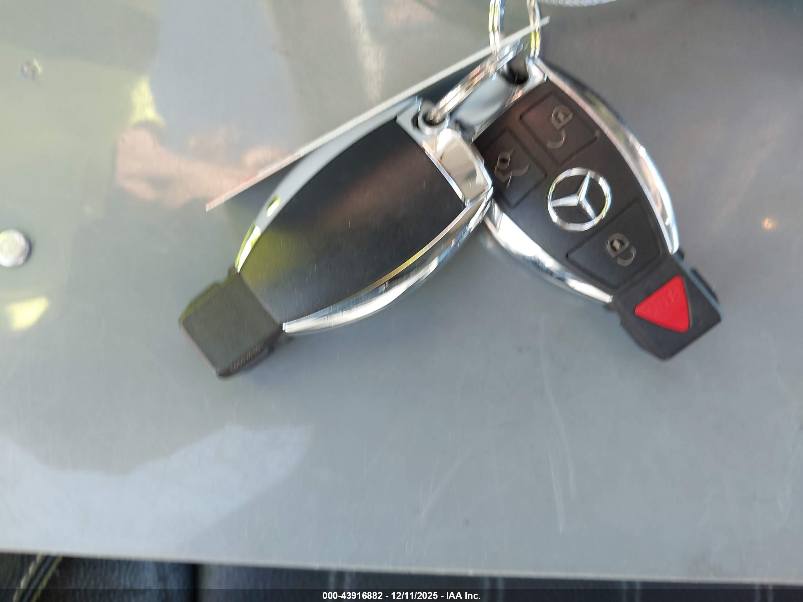 MERCEDES-BENZ GL image 11