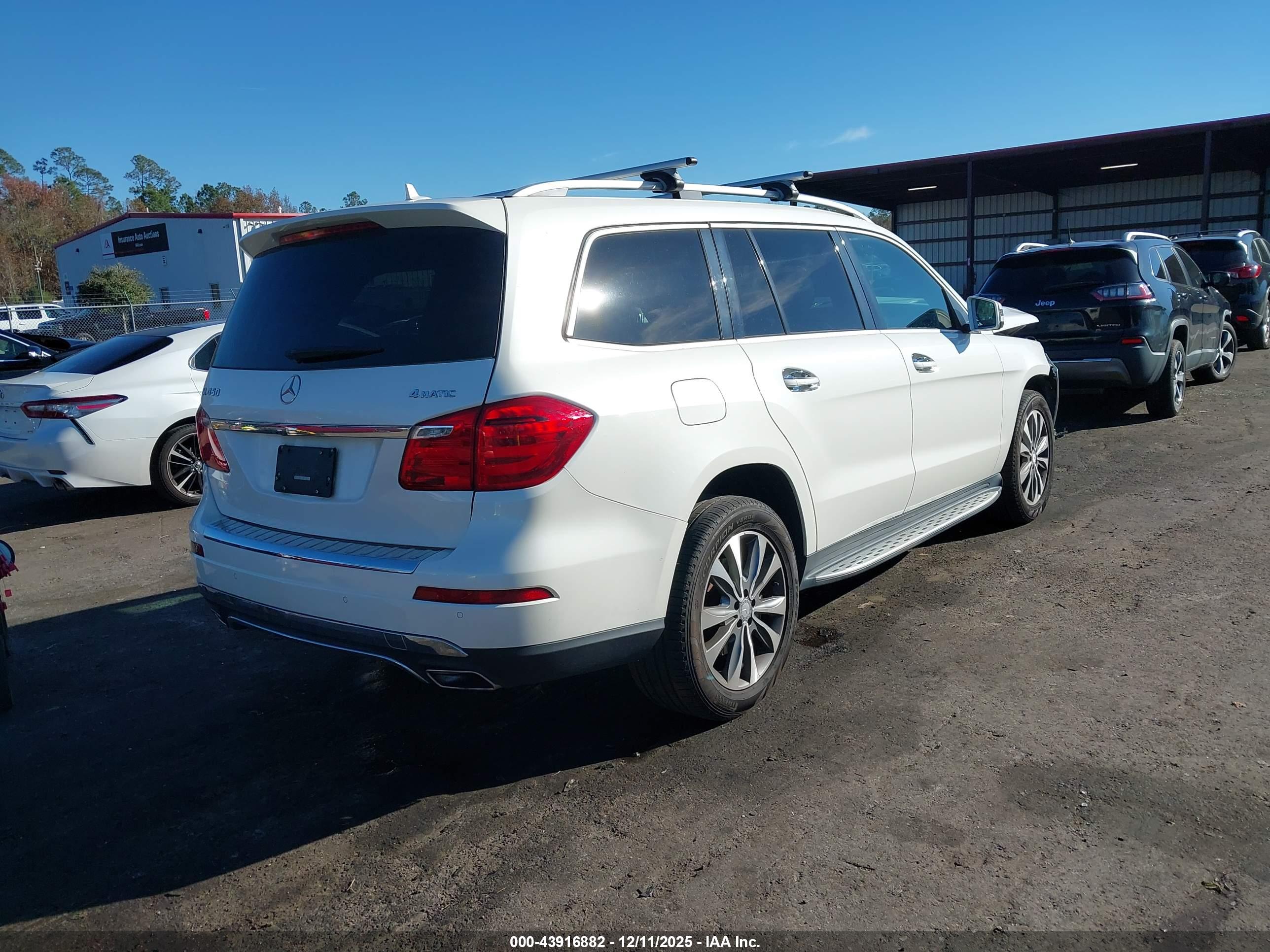 MERCEDES-BENZ GL image 4