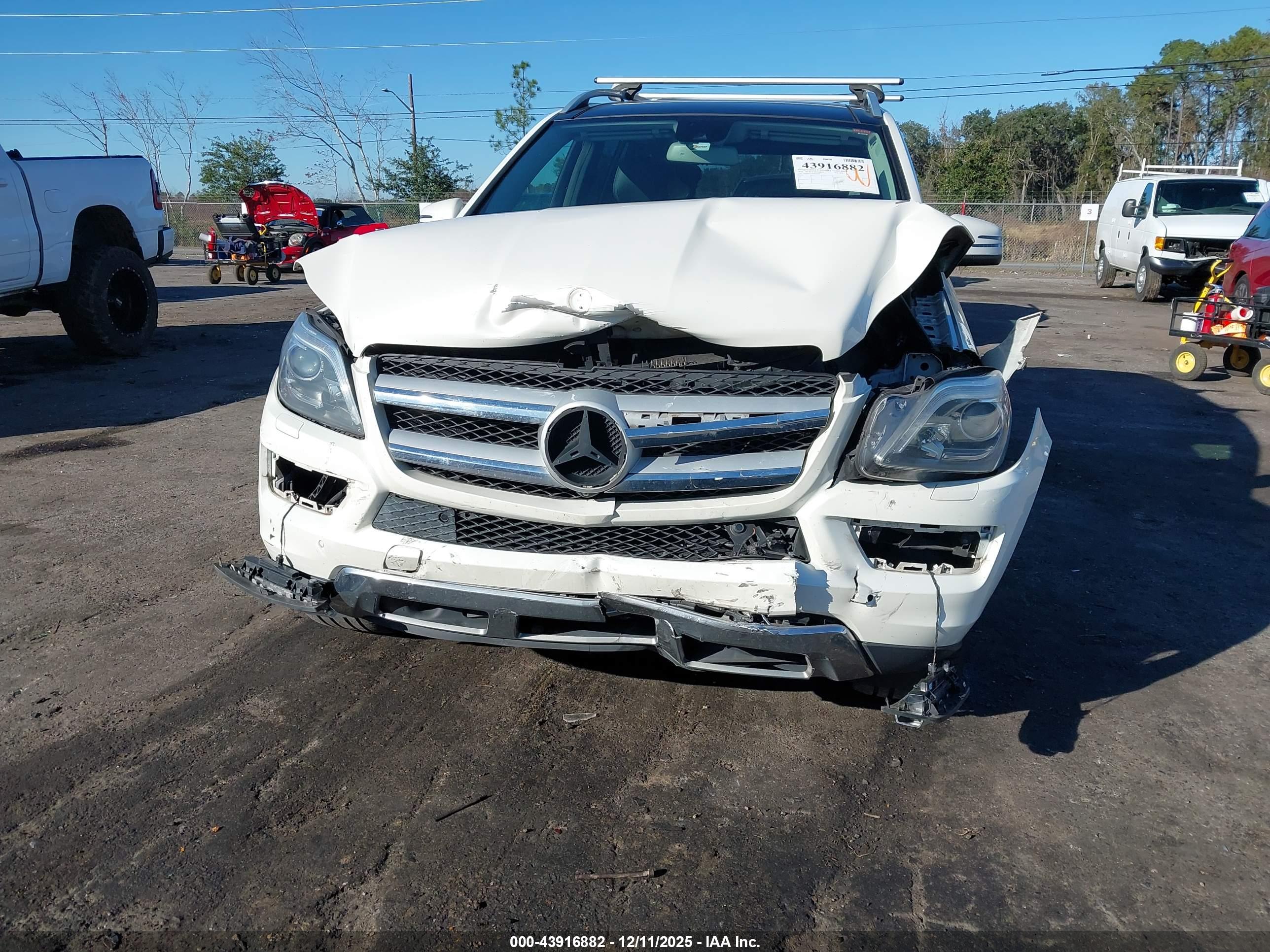 MERCEDES-BENZ GL image 6