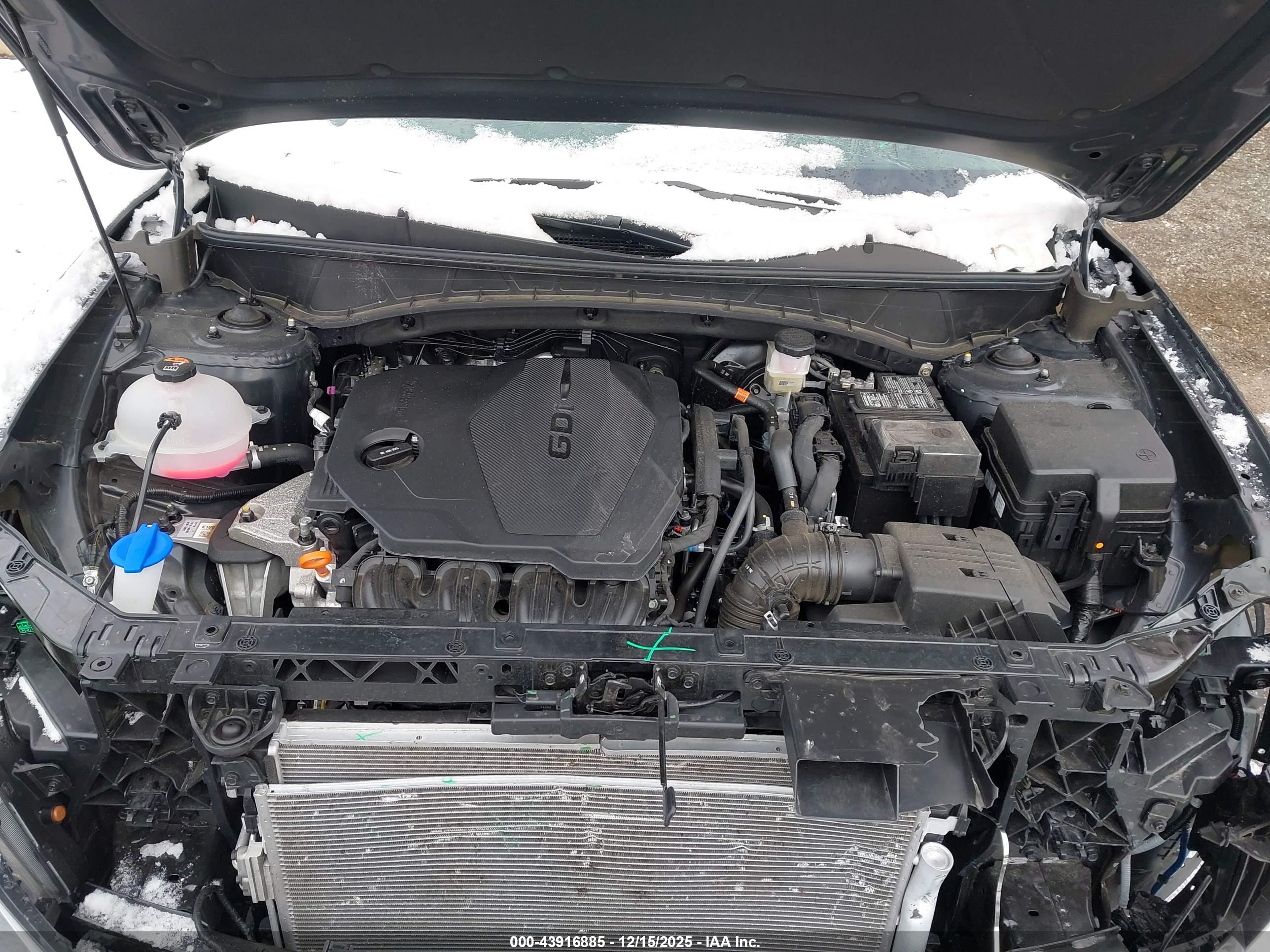 HYUNDAI TUCSON image 10