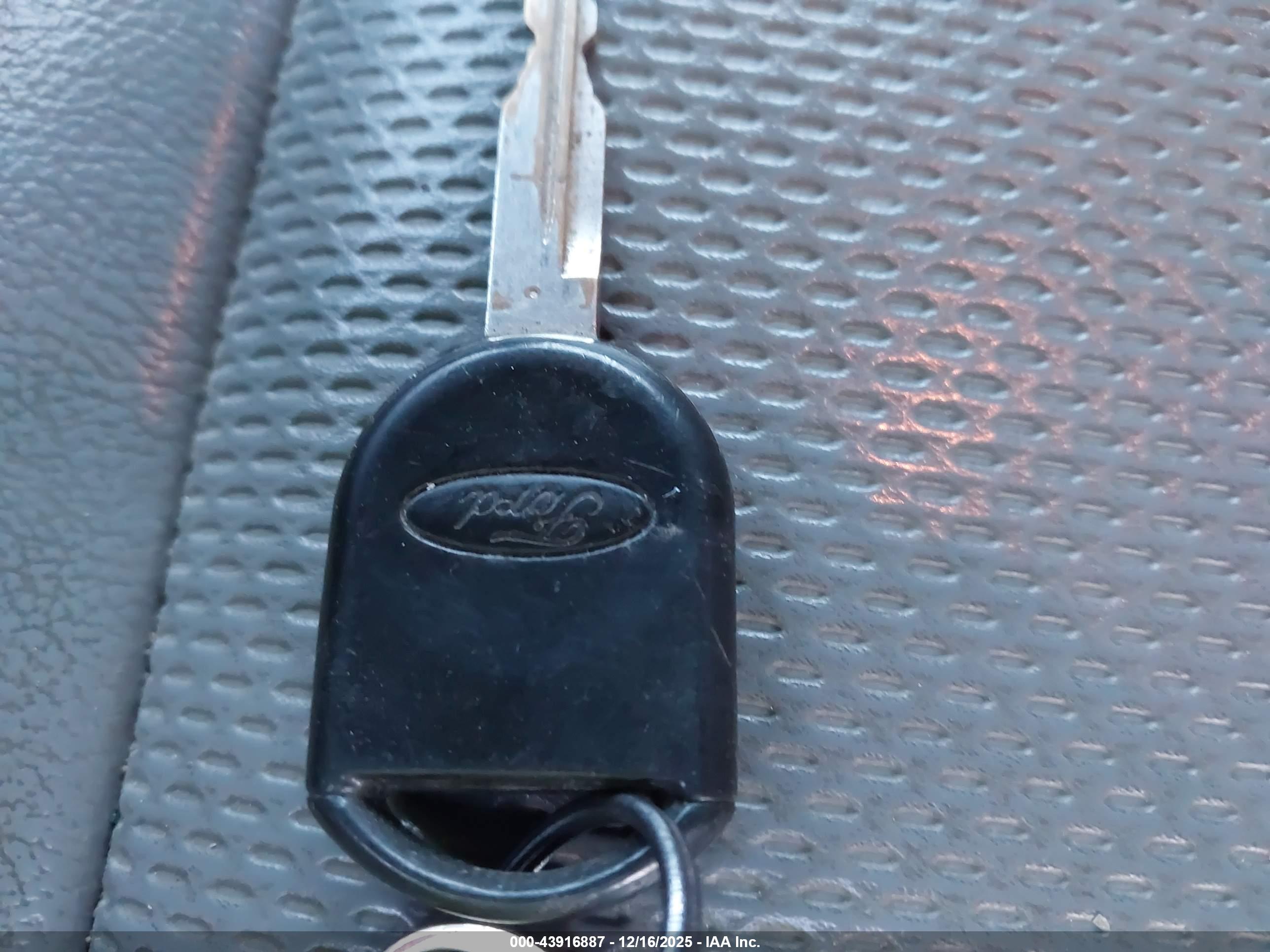 FORD F-150 image 11