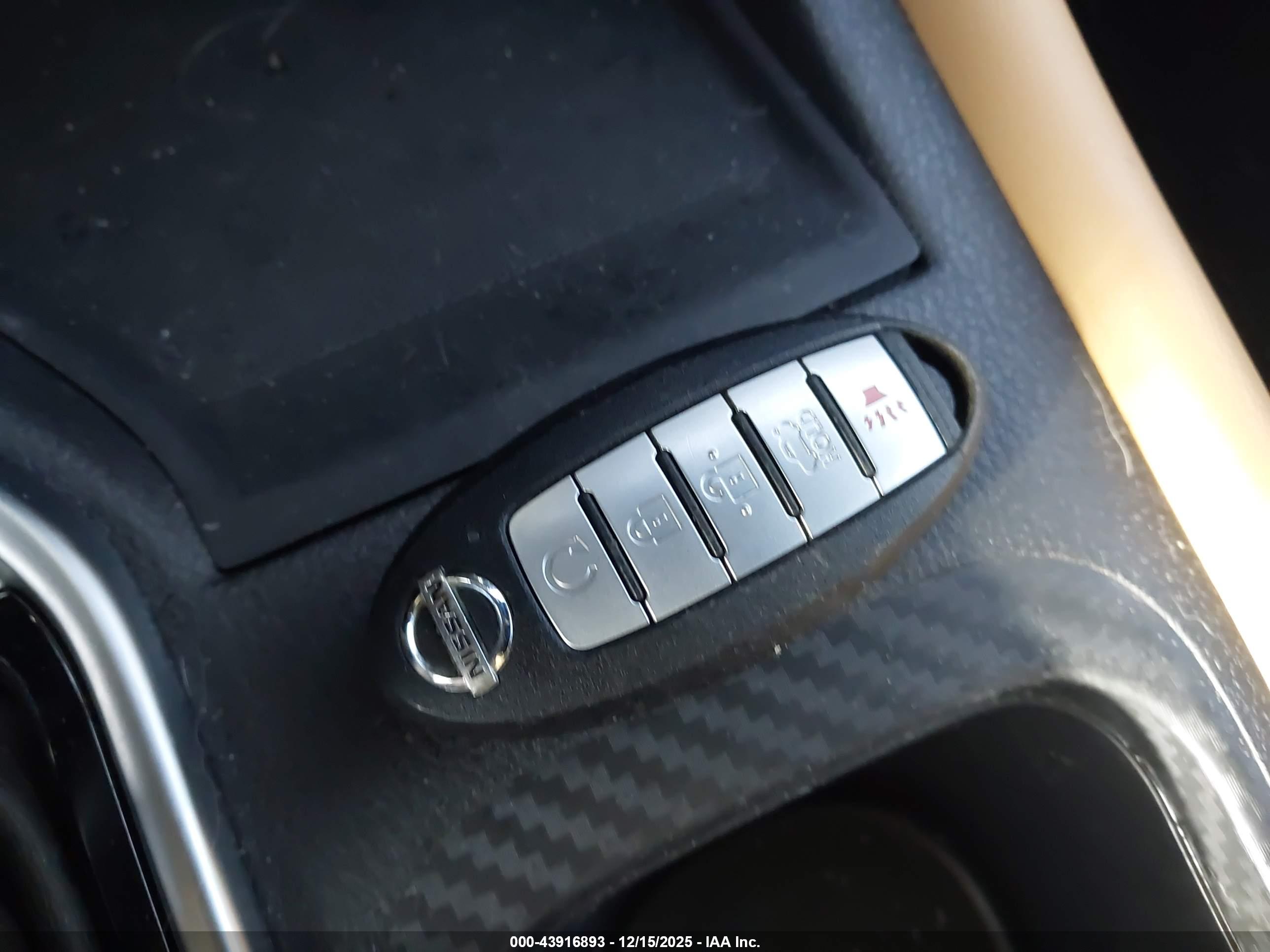 NISSAN SENTRA image 11