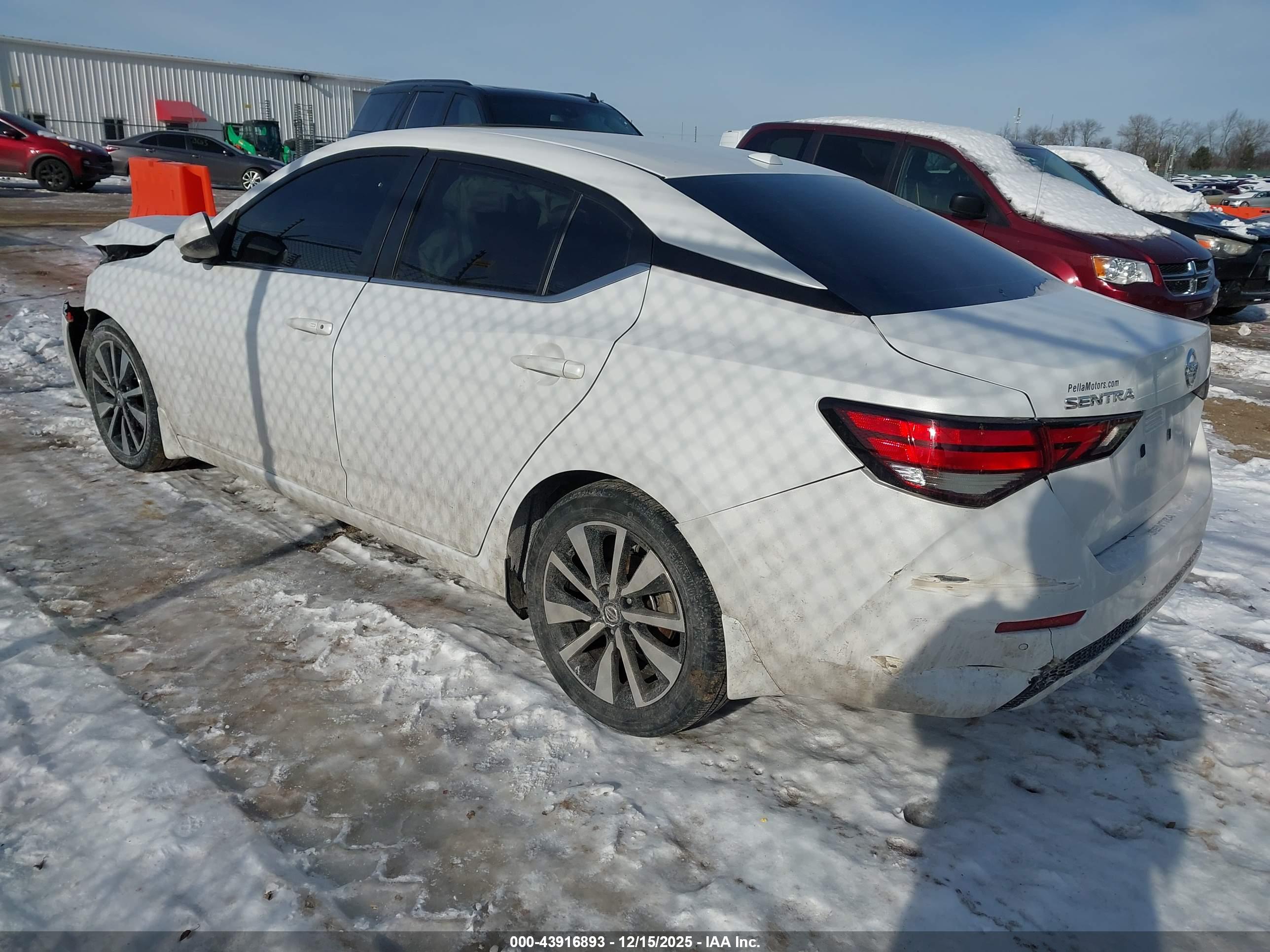 NISSAN SENTRA image 3