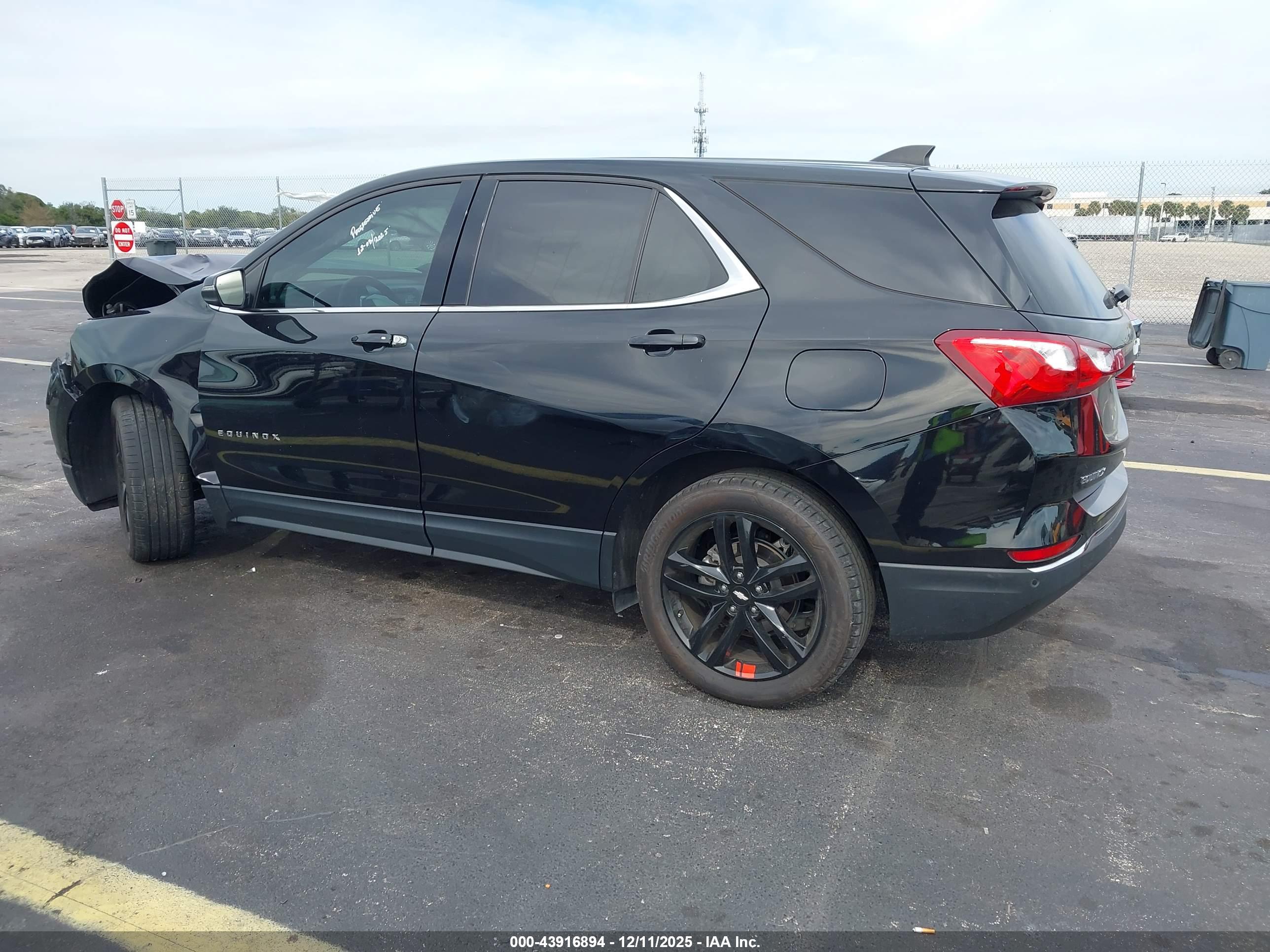 CHEVROLET EQUINOX image 3