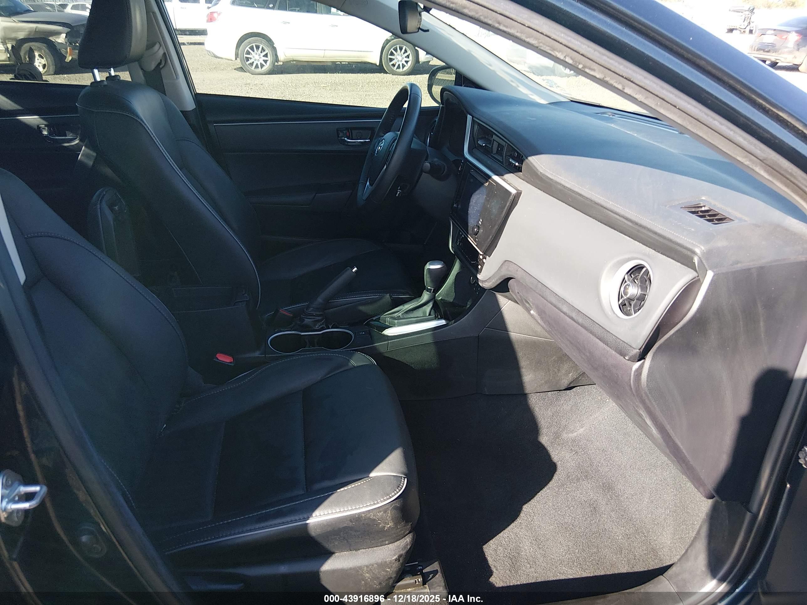 TOYOTA COROLLA image 5