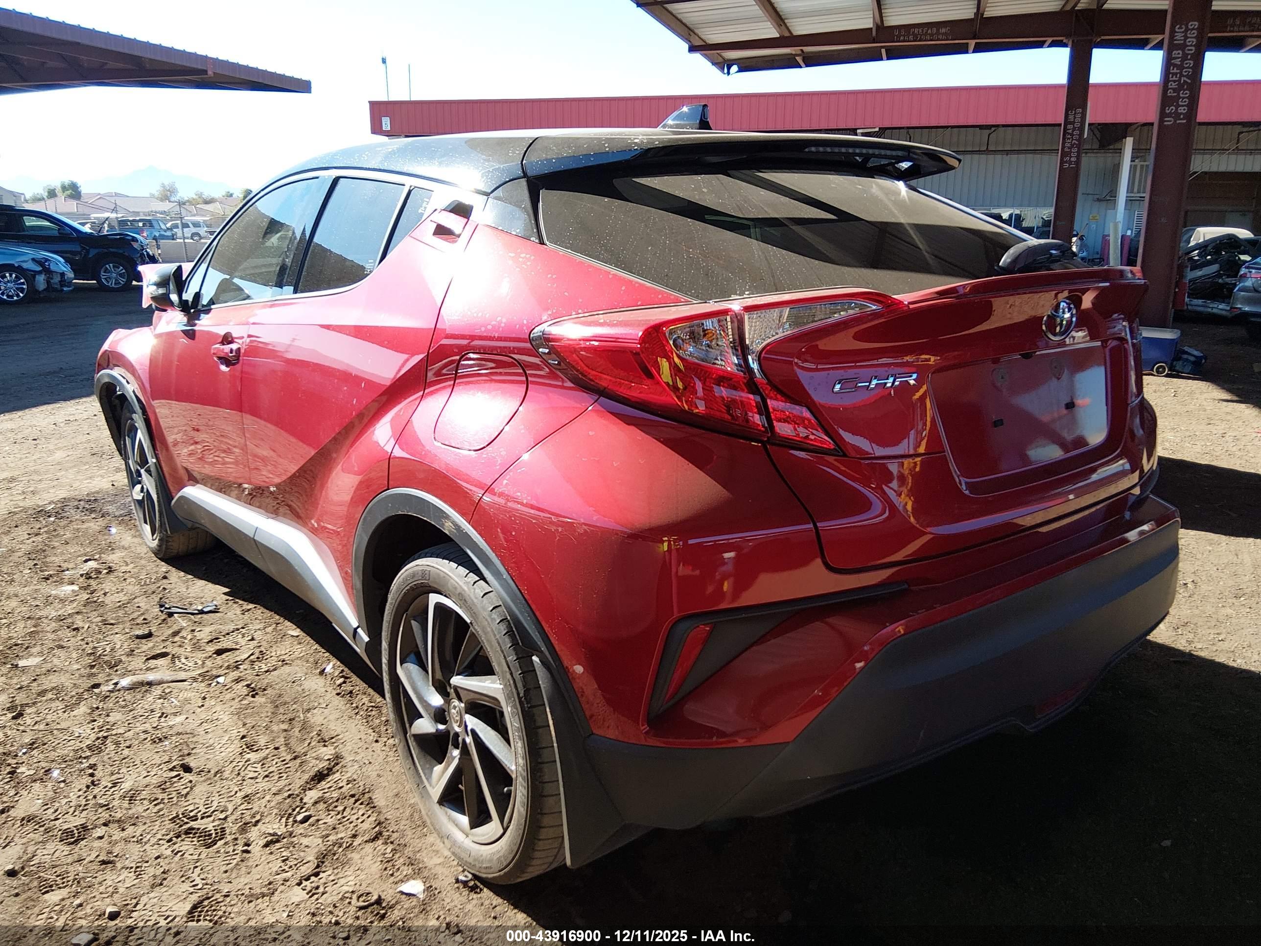 TOYOTA C-HR image 3