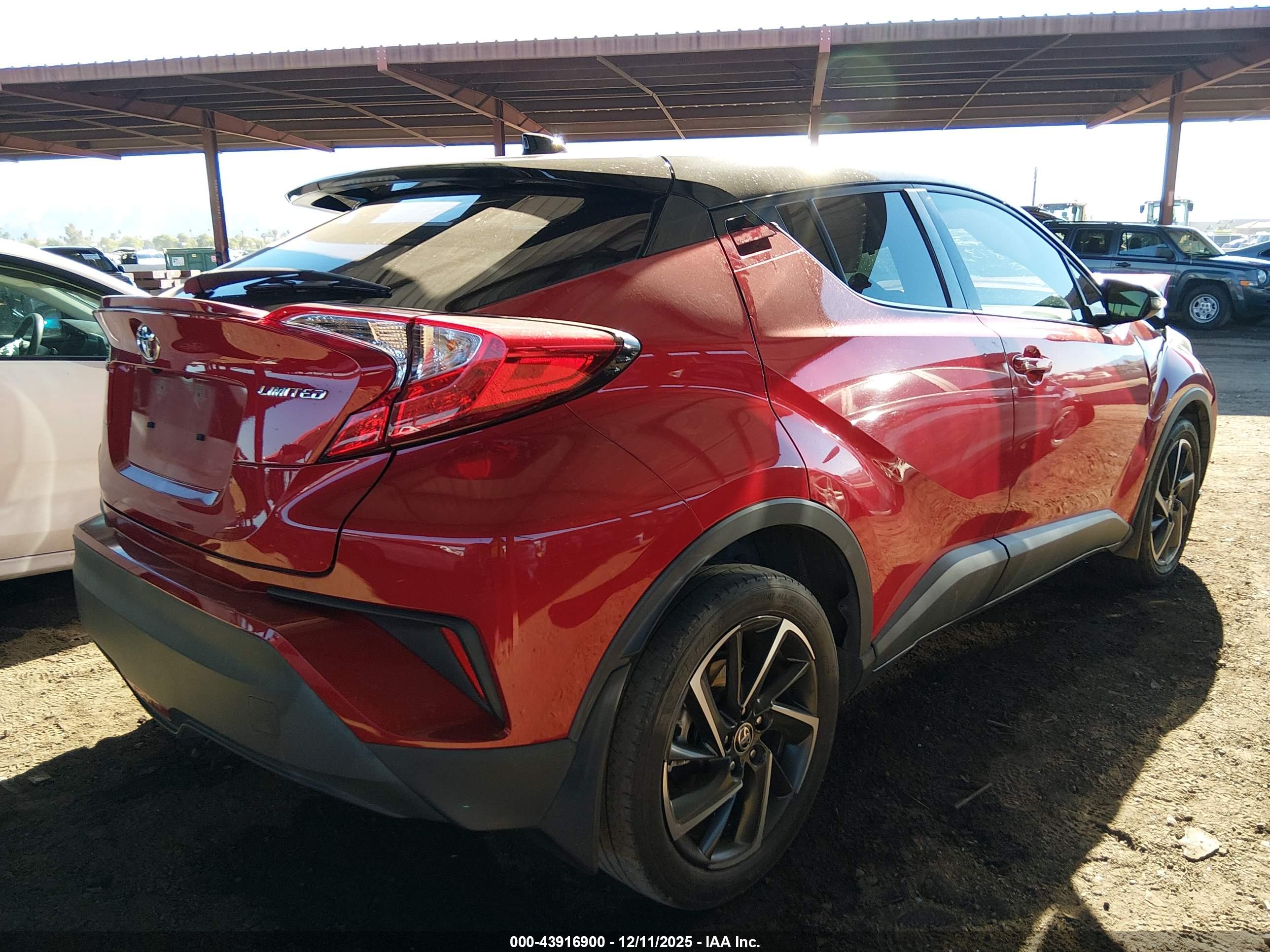 TOYOTA C-HR image 4