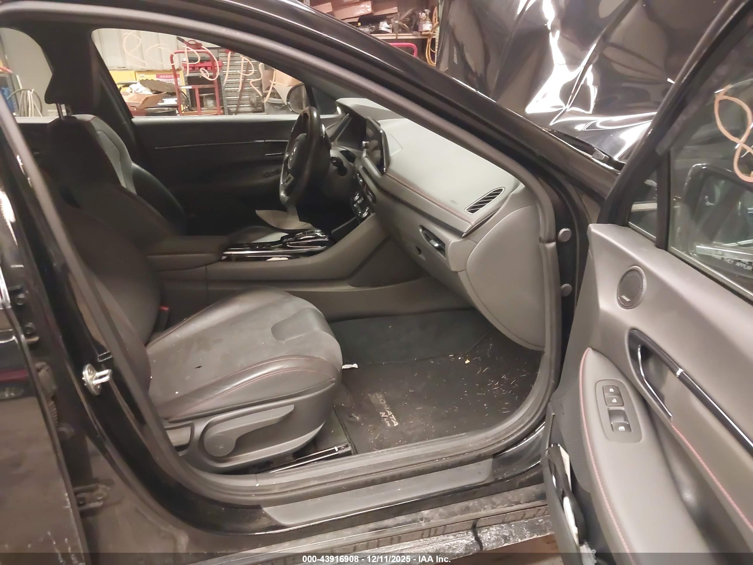 HYUNDAI SONATA image 5