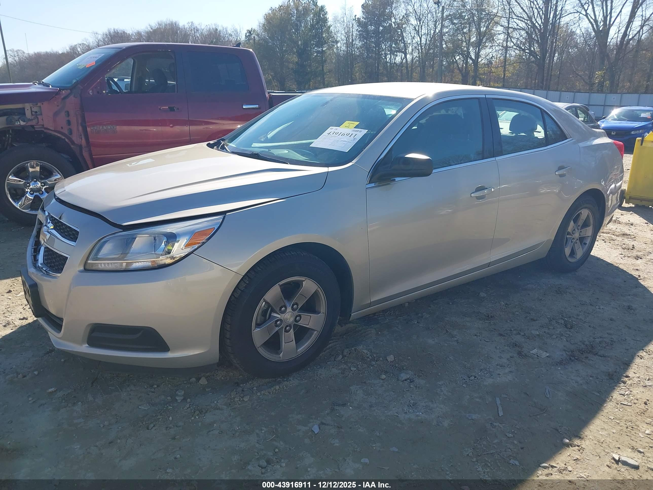 CHEVROLET MALIBU image 2