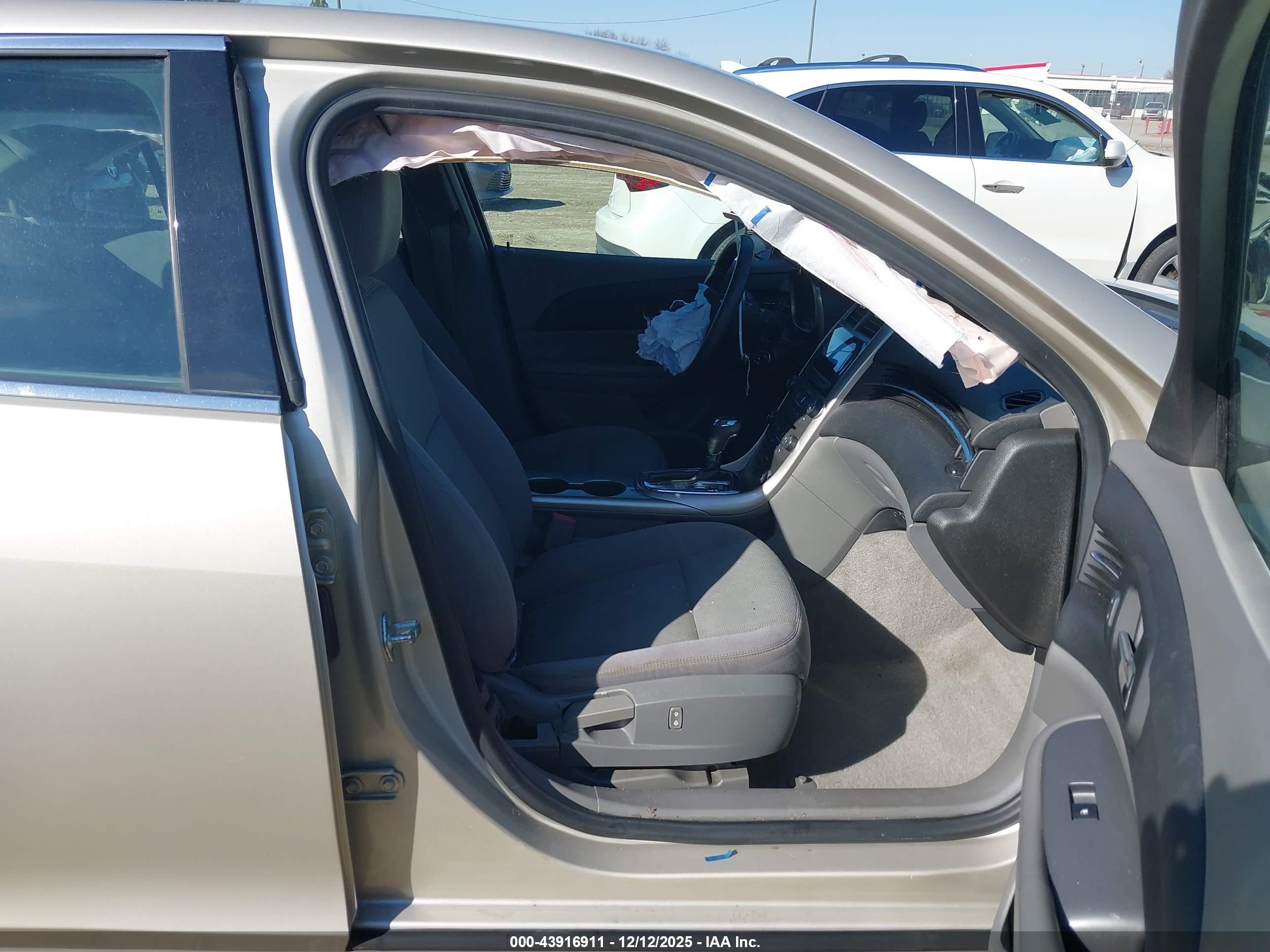 CHEVROLET MALIBU image 5