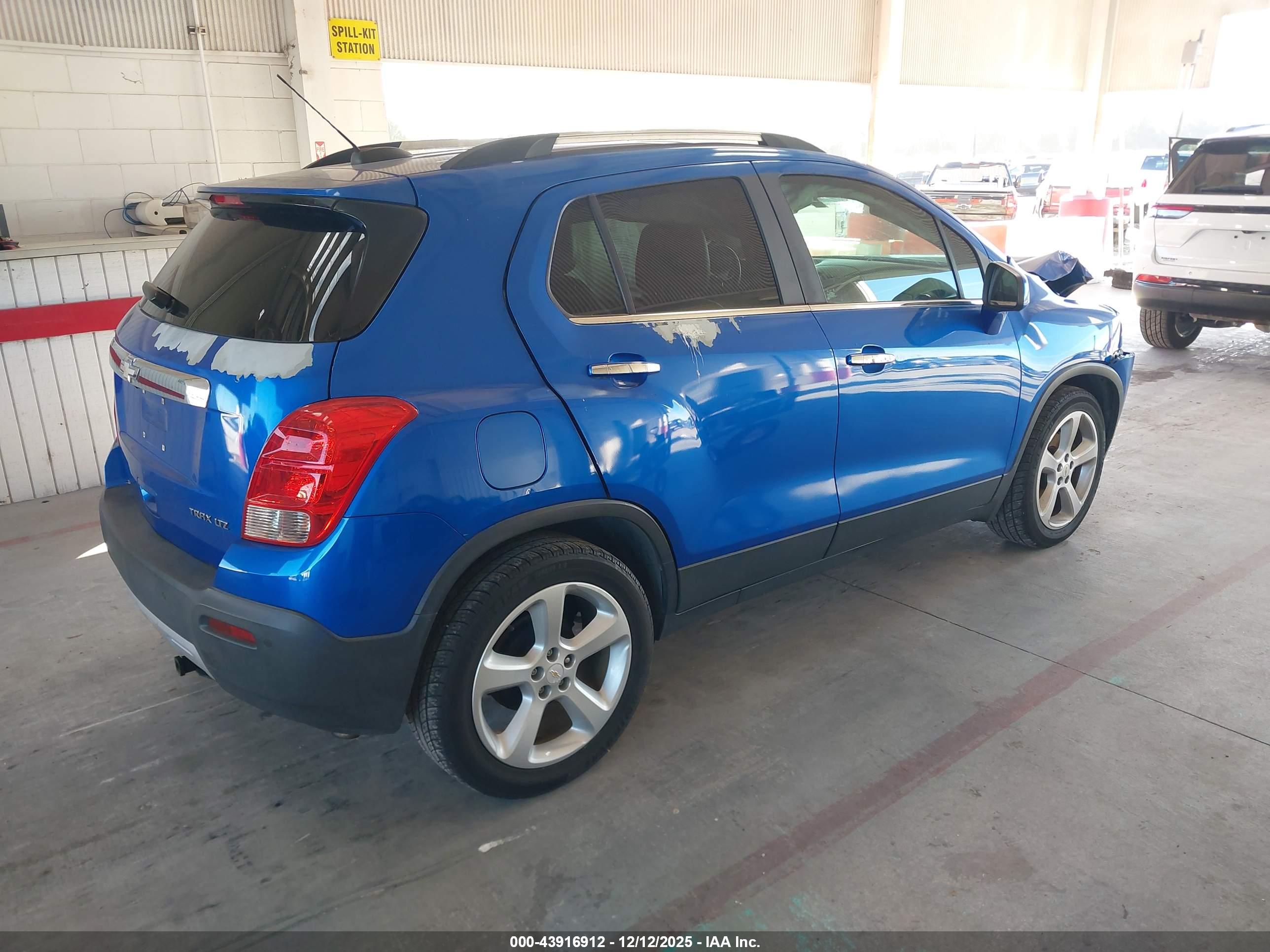 CHEVROLET TRAX image 4