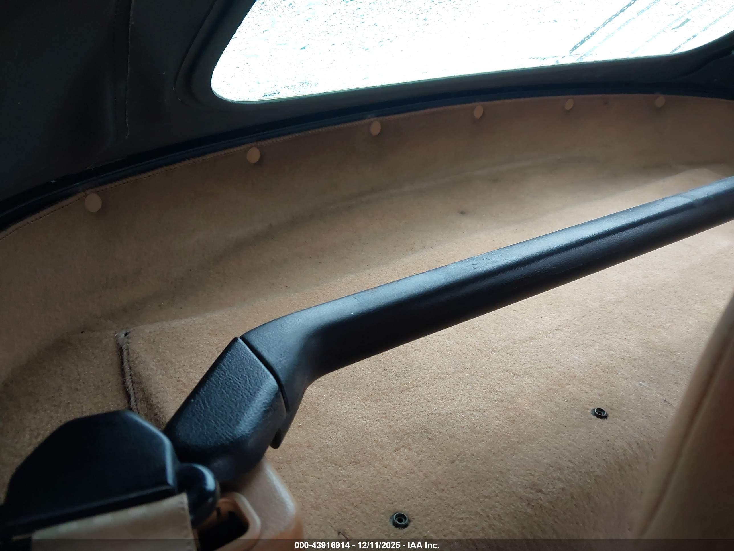 MAZDA MX-5 image 8