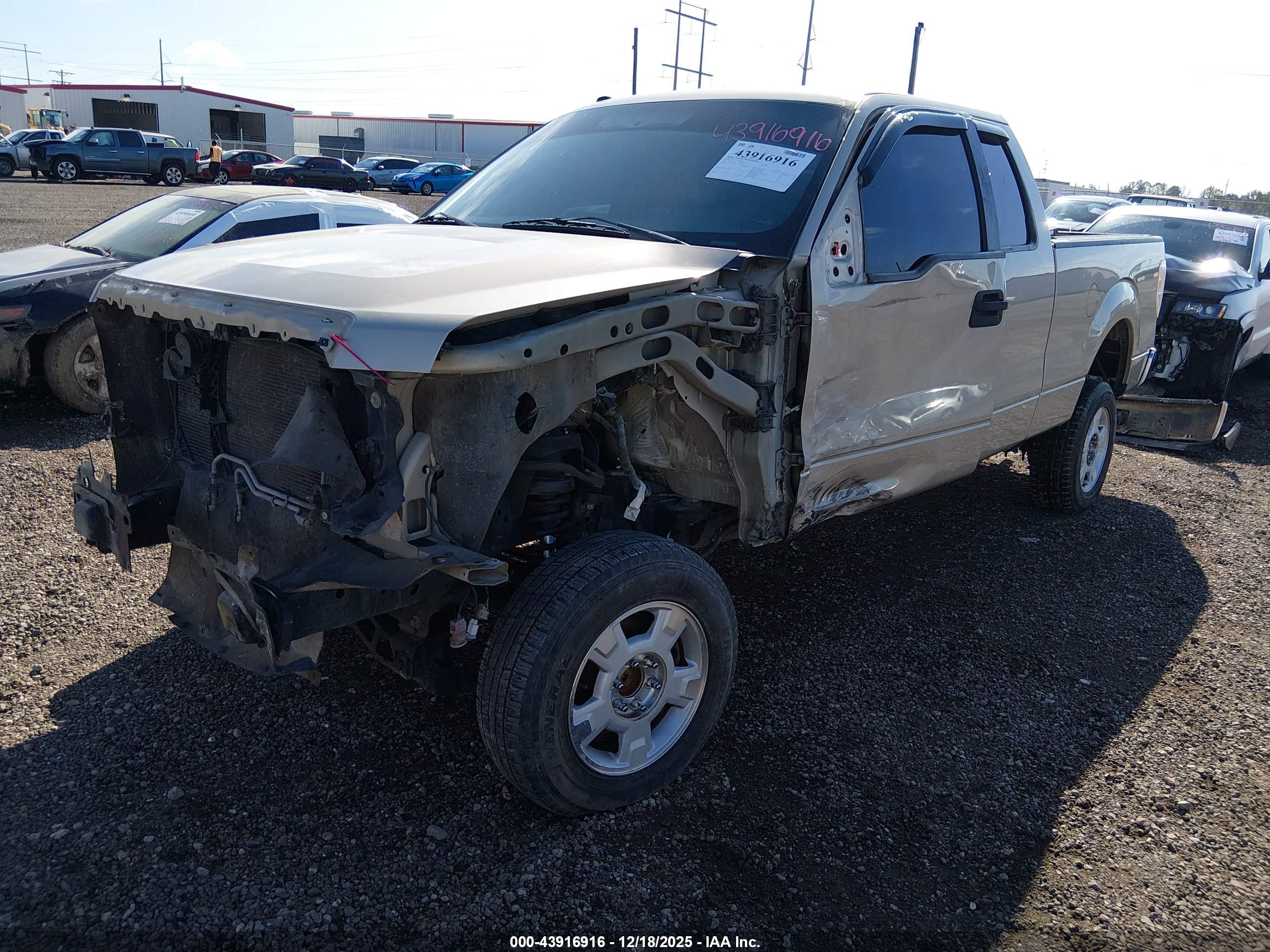 FORD F-150 image 2