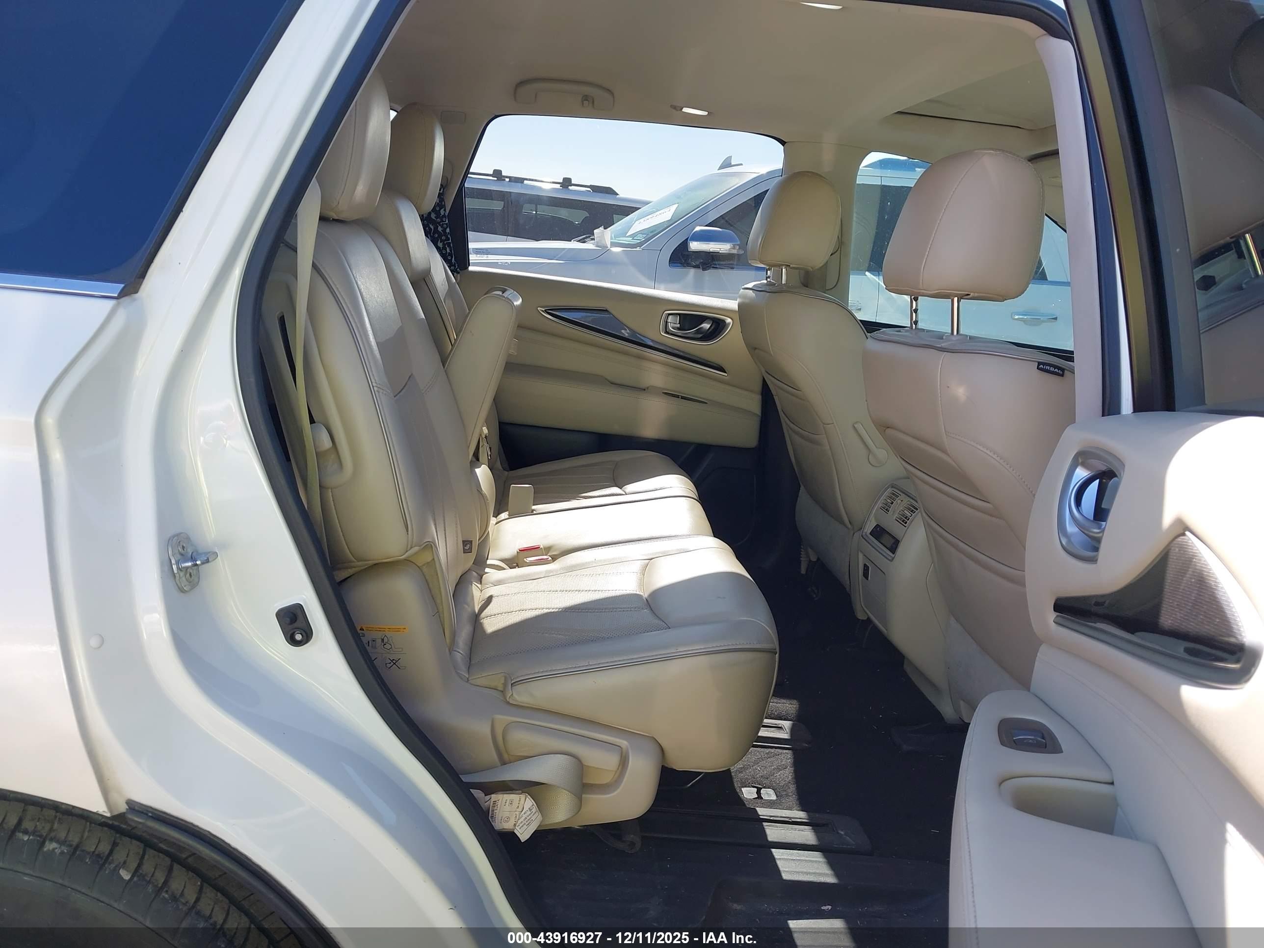 INFINITI QX60 image 8