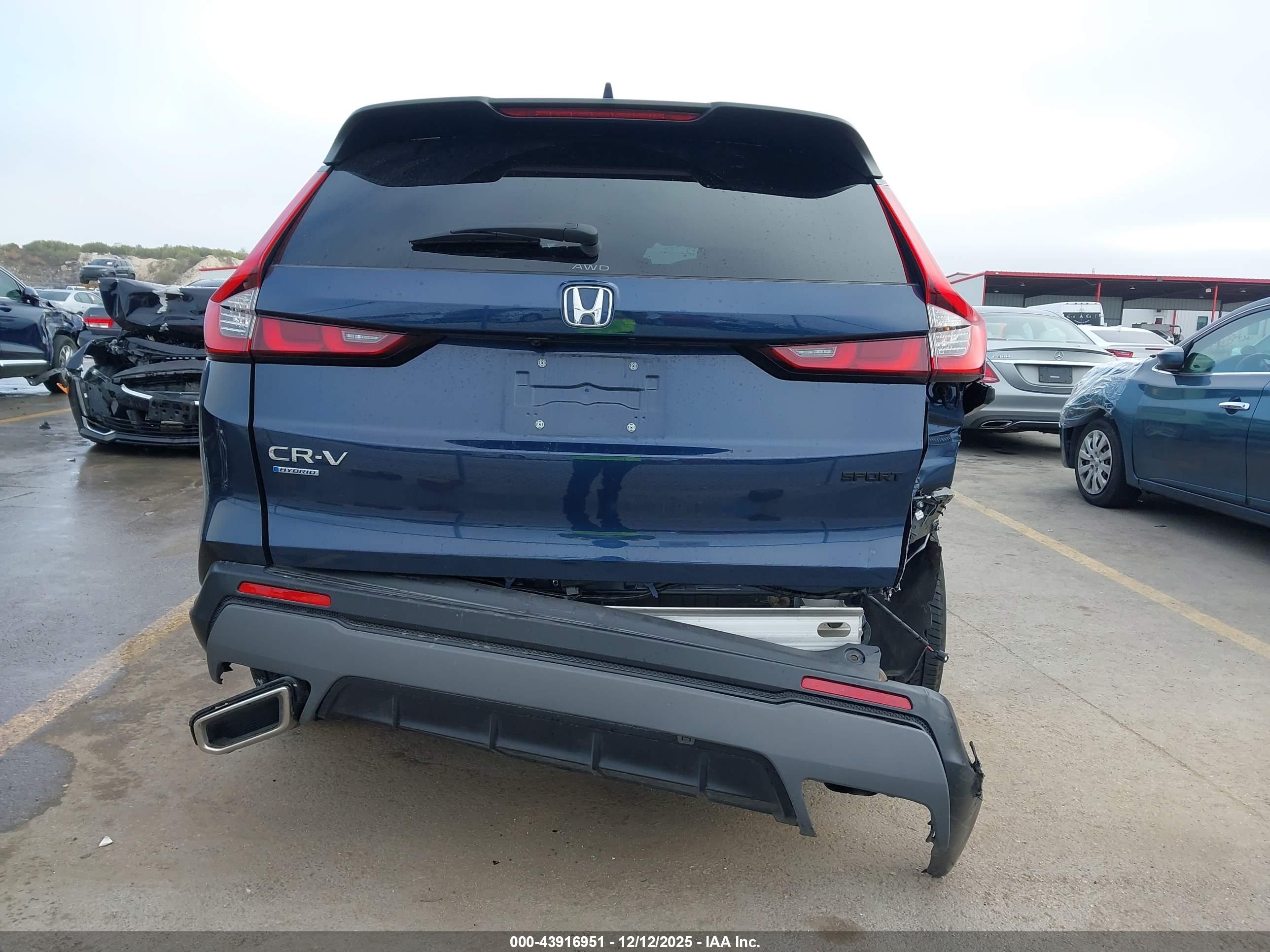 HONDA CR-V image 6