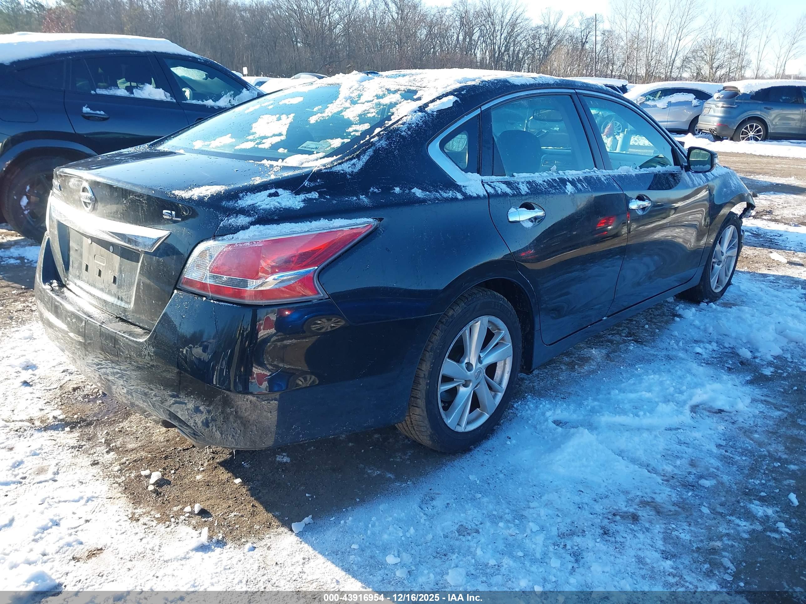 NISSAN ALTIMA image 4