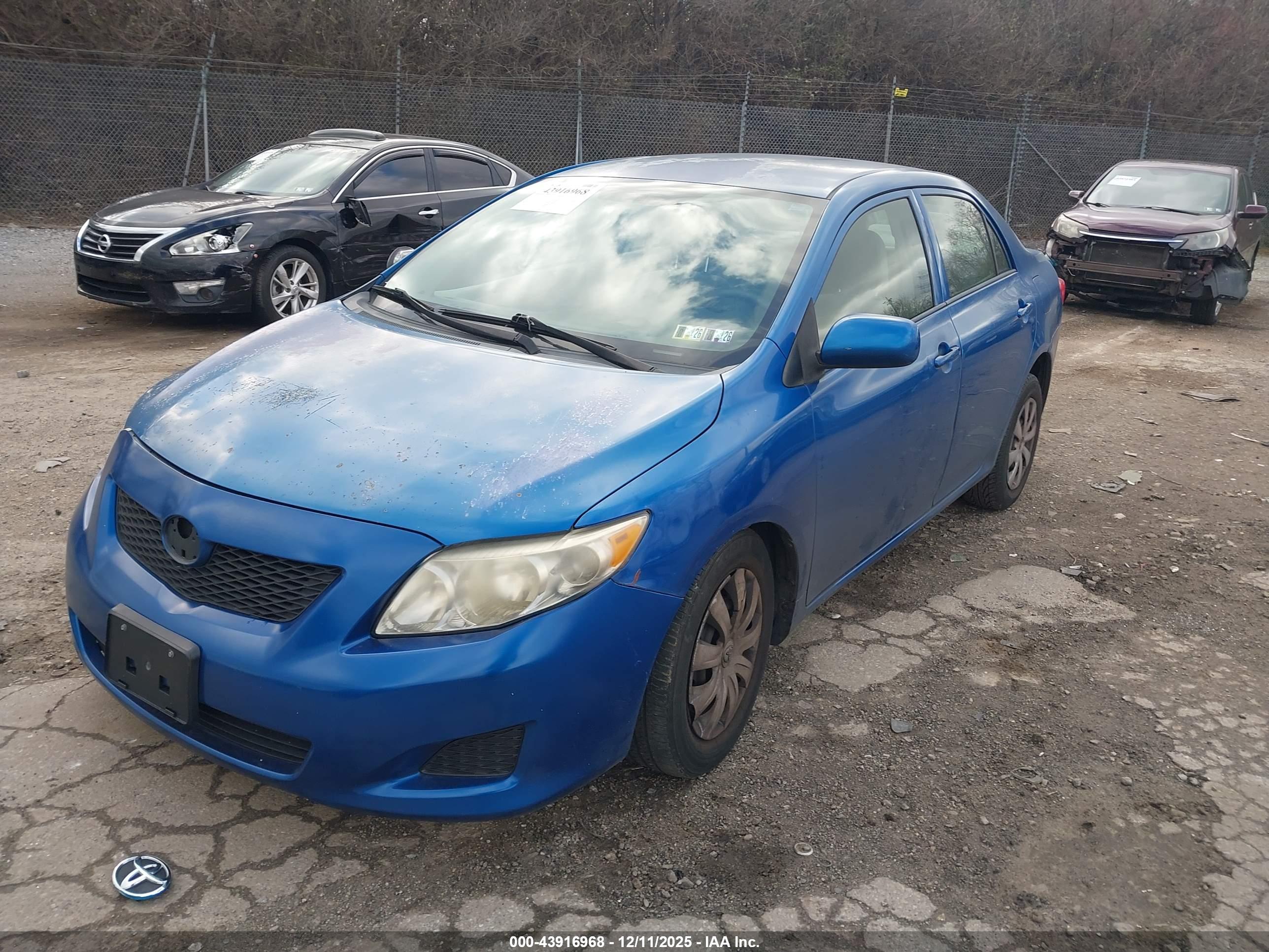 TOYOTA COROLLA image 2