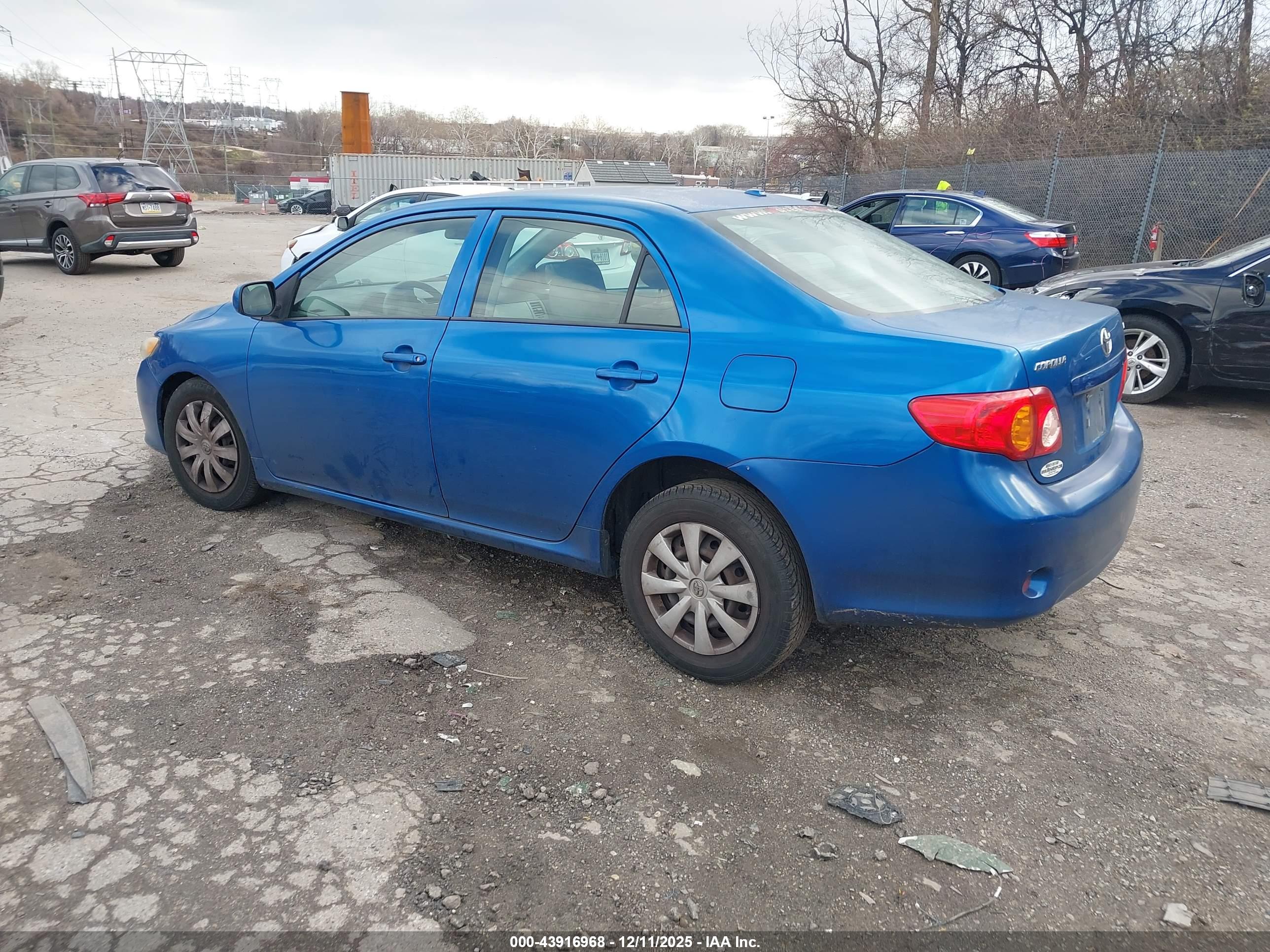 TOYOTA COROLLA image 3