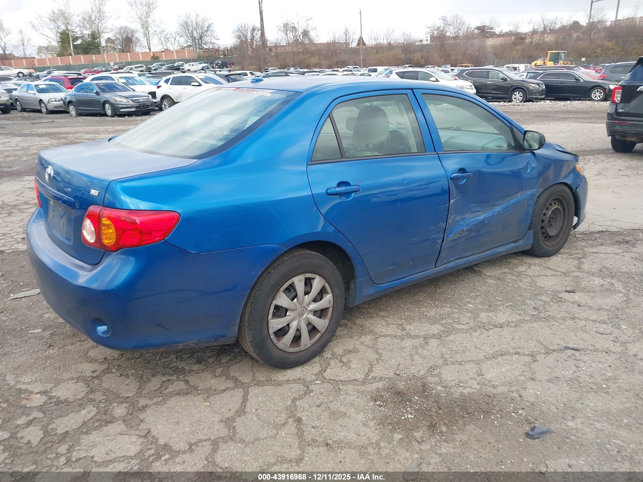 TOYOTA COROLLA image 4