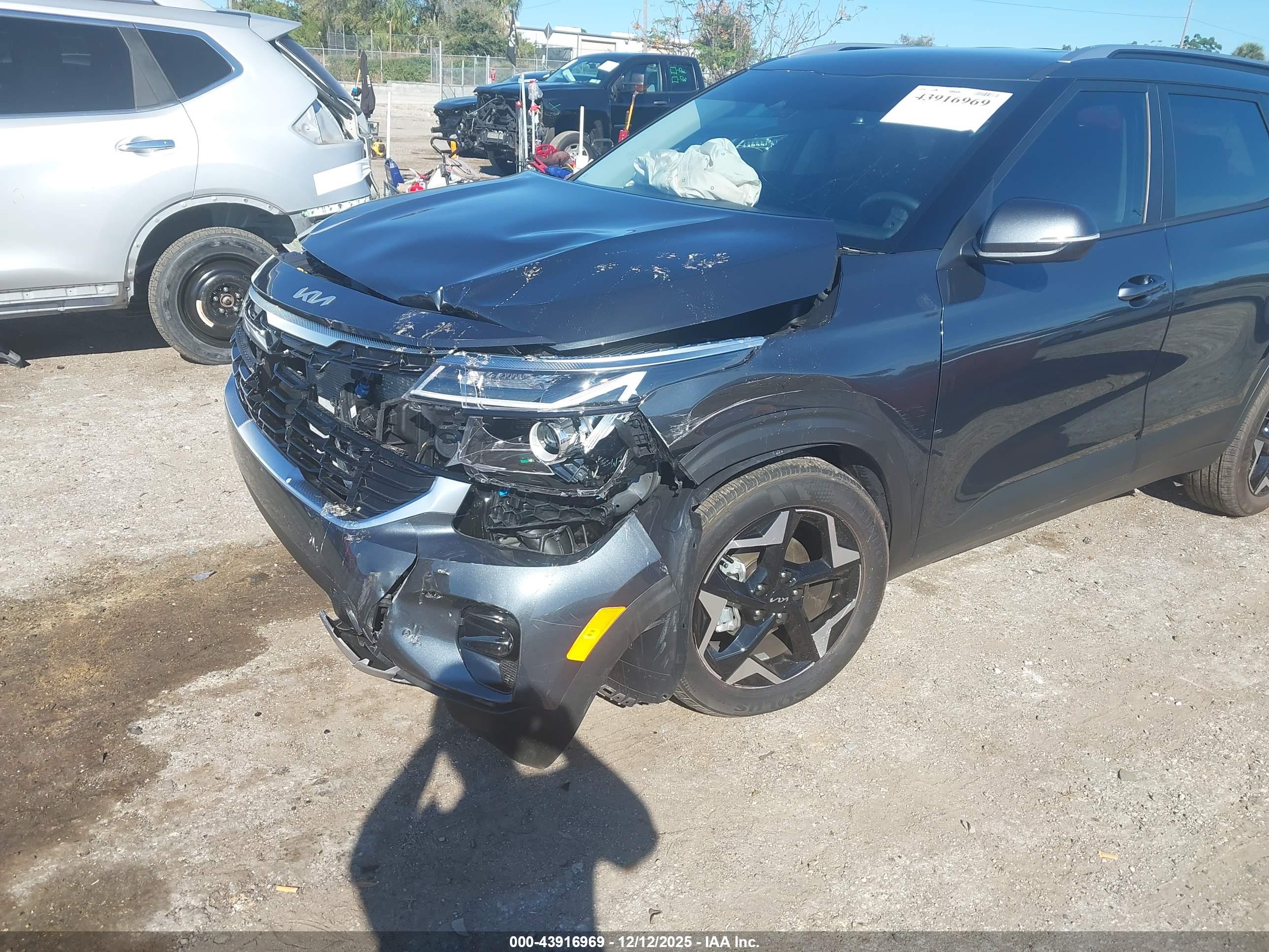 KIA SELTOS image 6