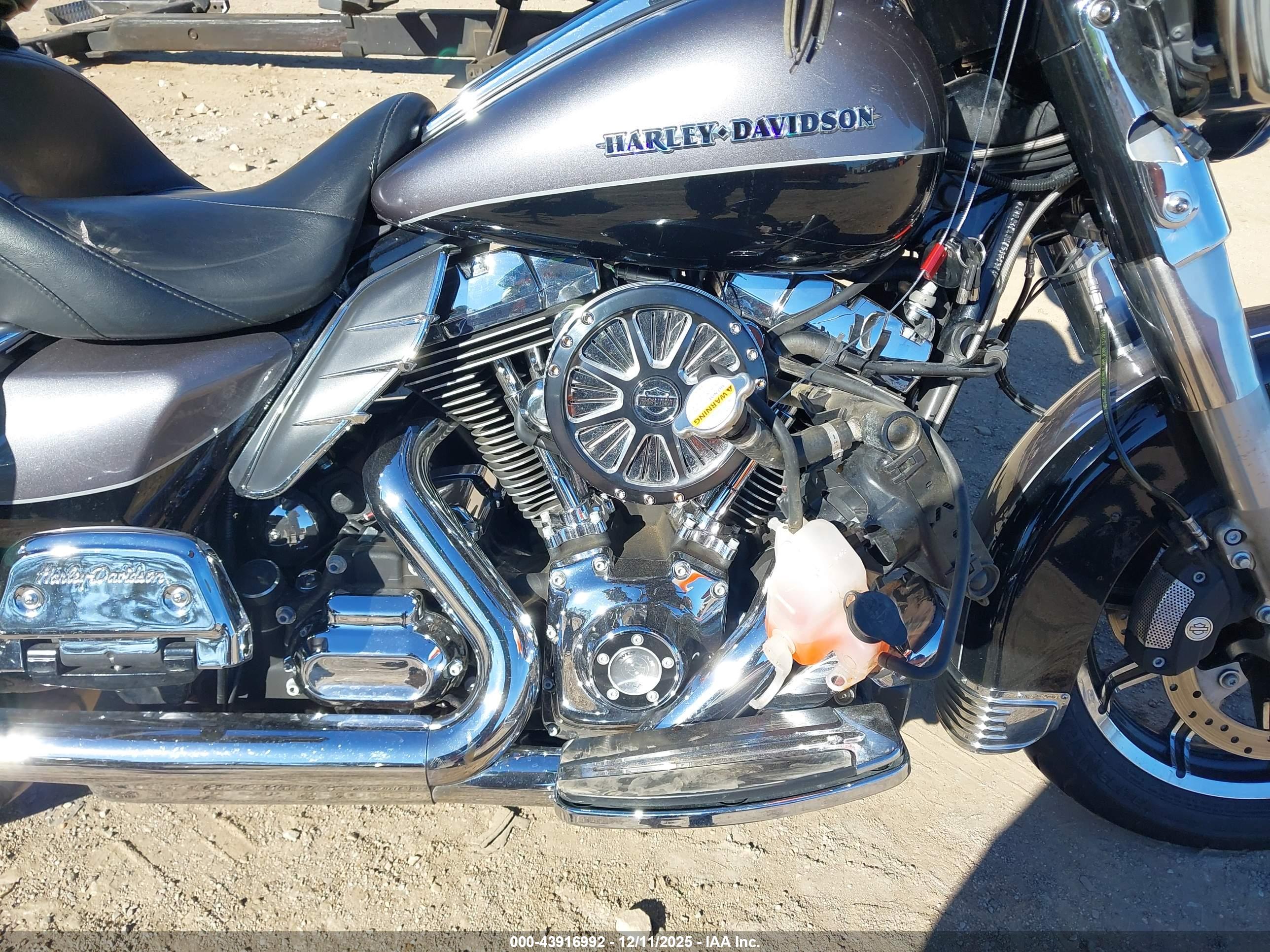 HARLEY-DAVIDSON FLHTK image 8