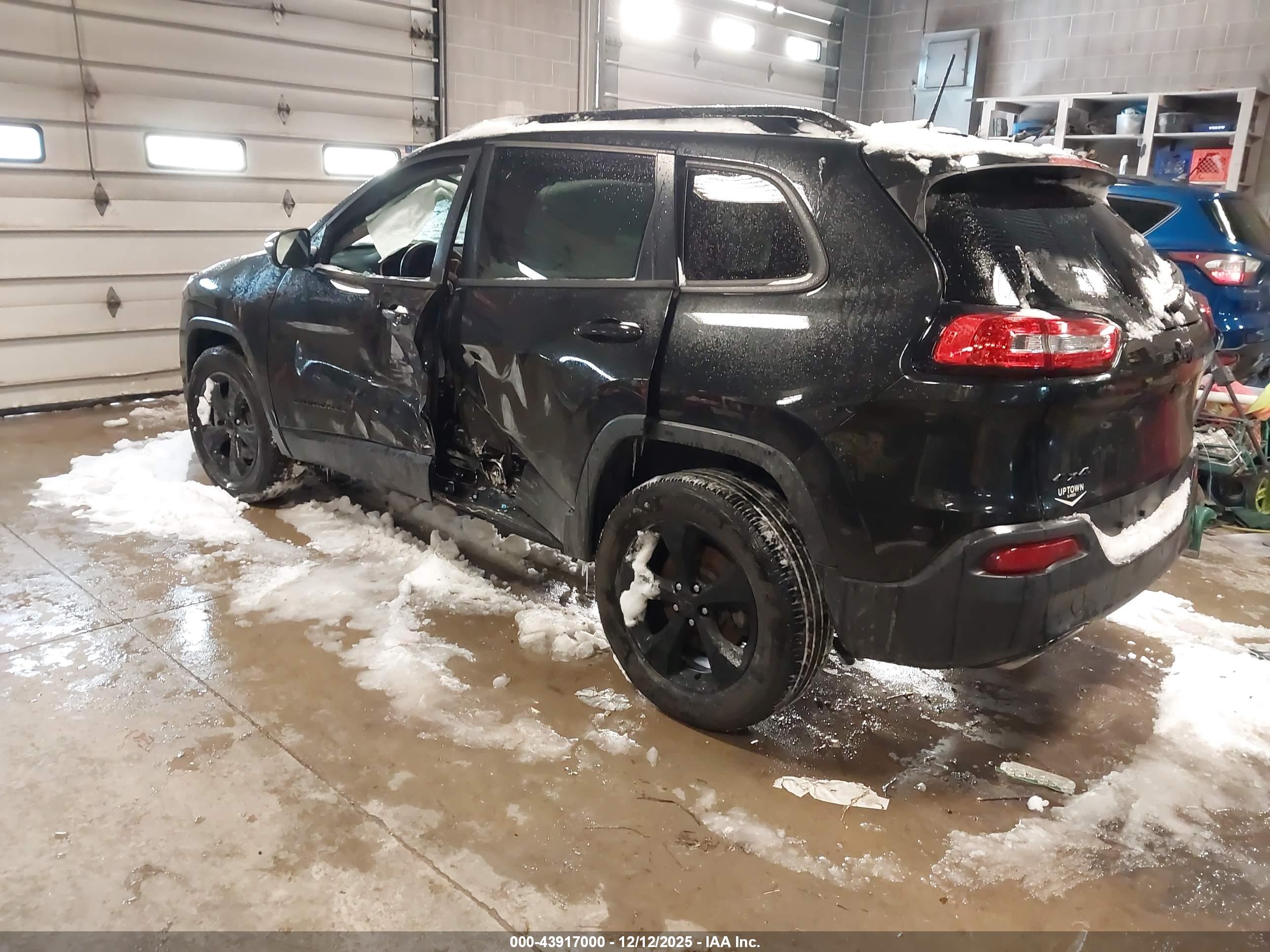 JEEP CHEROKEE image 3