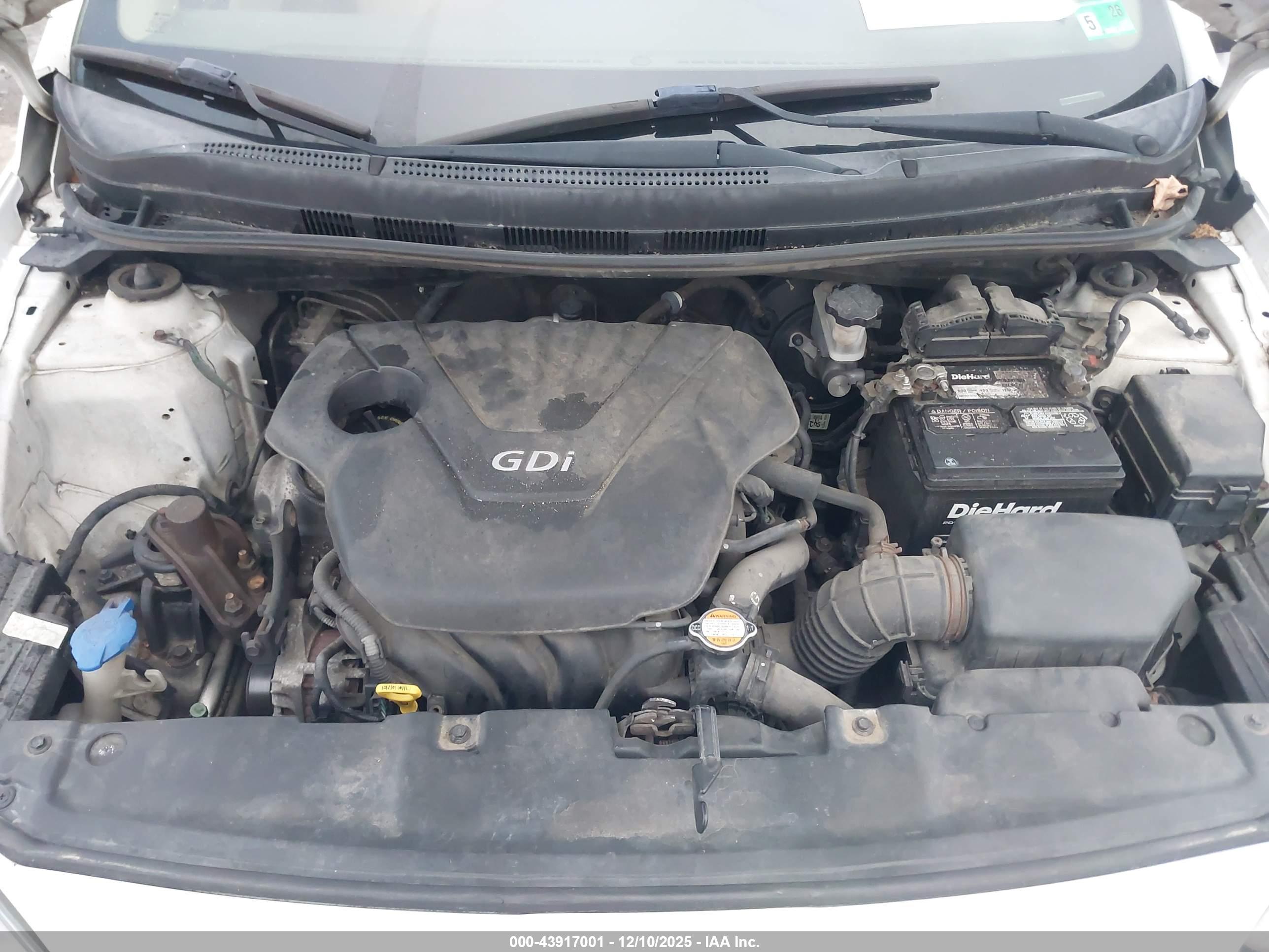 HYUNDAI ACCENT image 10