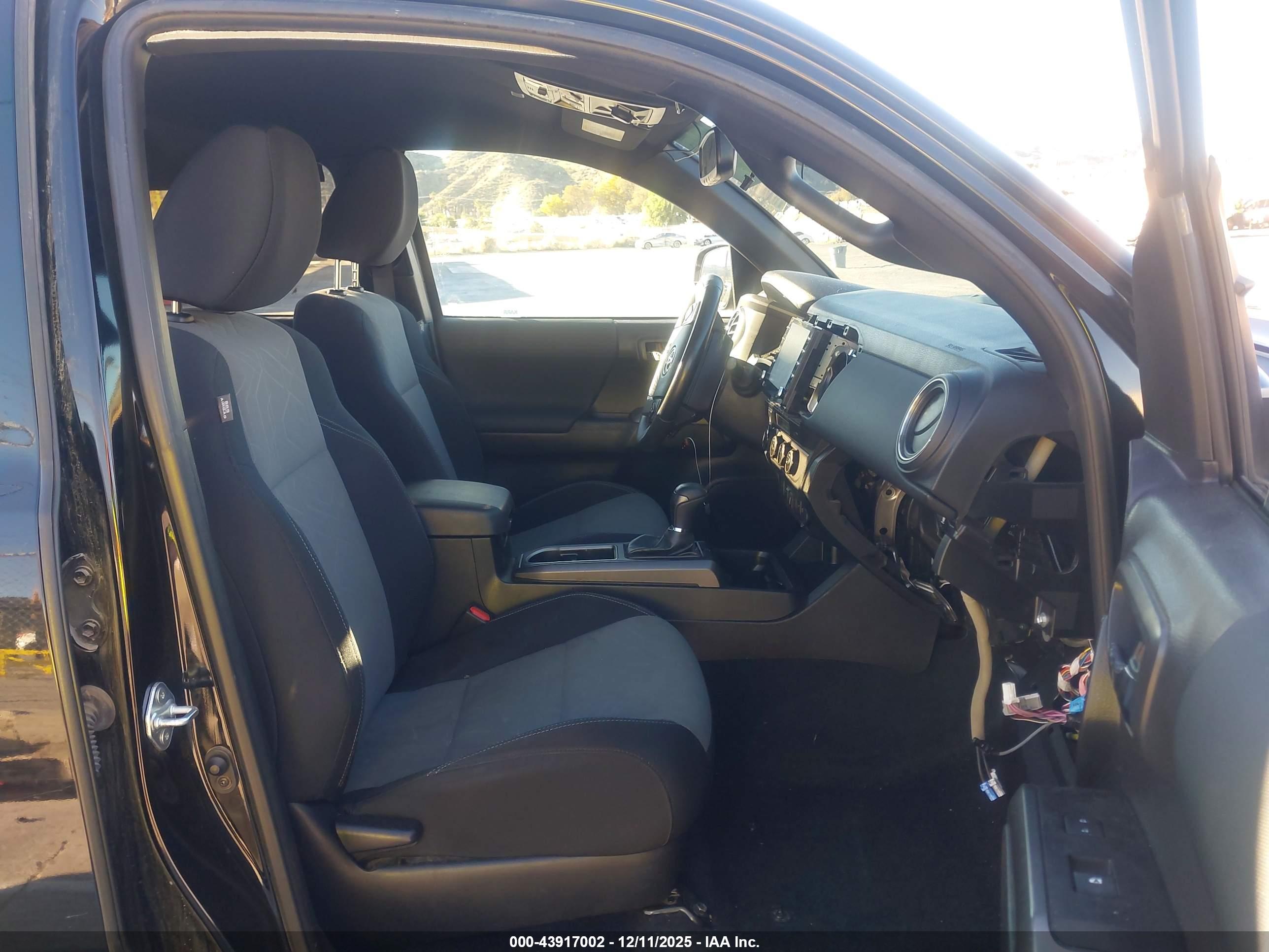 TOYOTA TACOMA image 5