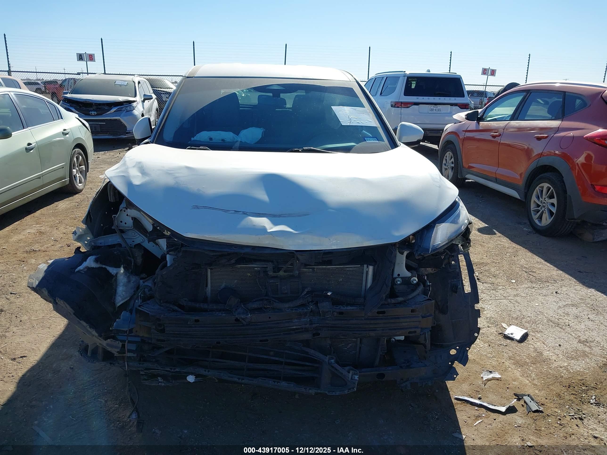 NISSAN ROGUE image 6