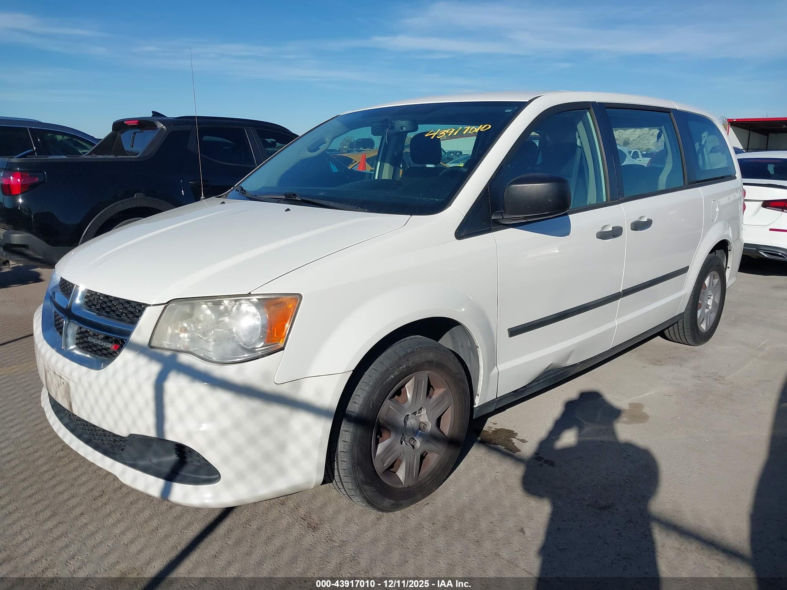 DODGE GRAND image 2