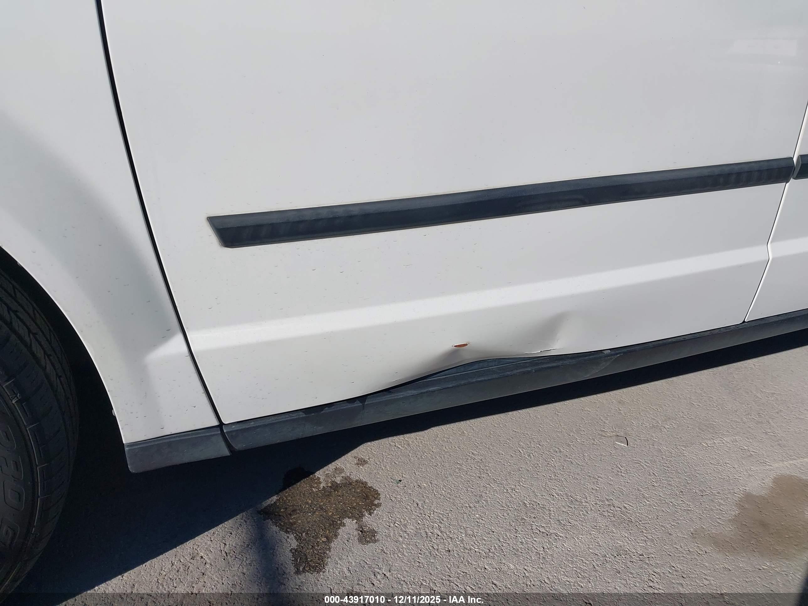 DODGE GRAND image 6