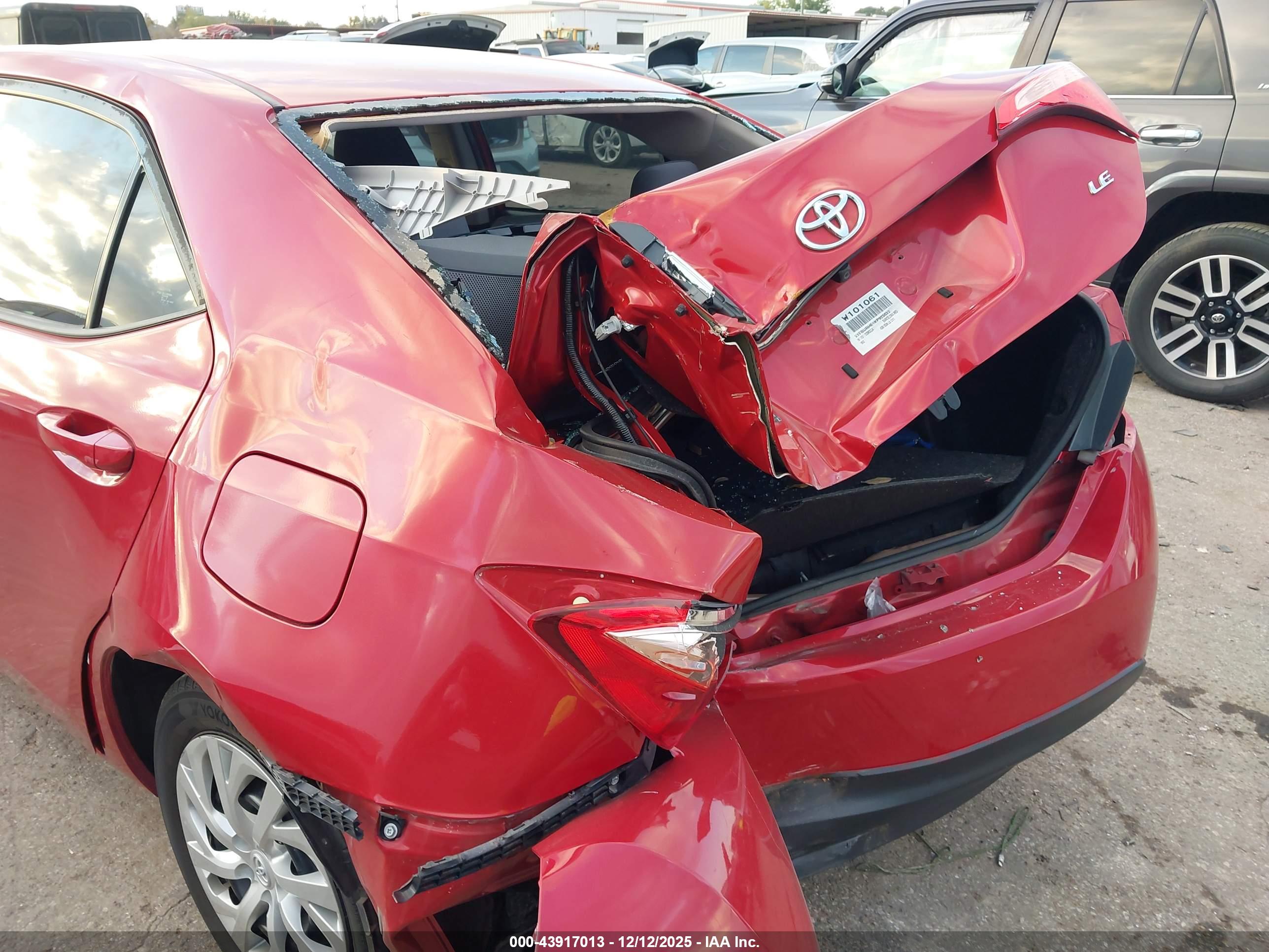 TOYOTA COROLLA image 6